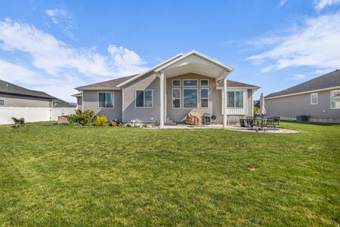 Tiny photo for 1092 E 250 S, Tremonton, UT 84337 (MLS # 2154266)