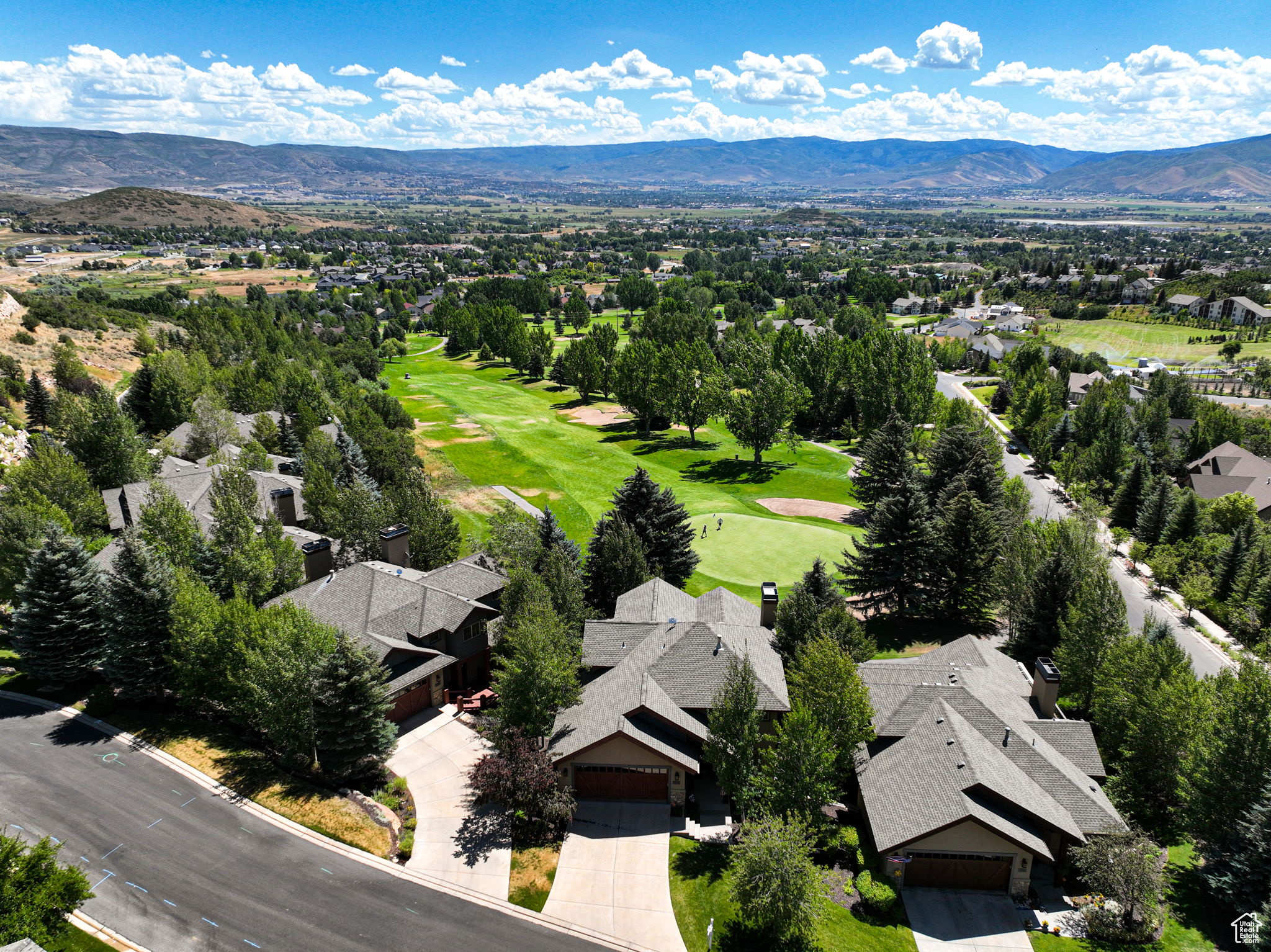 TURNBERRY WOODS - Residential