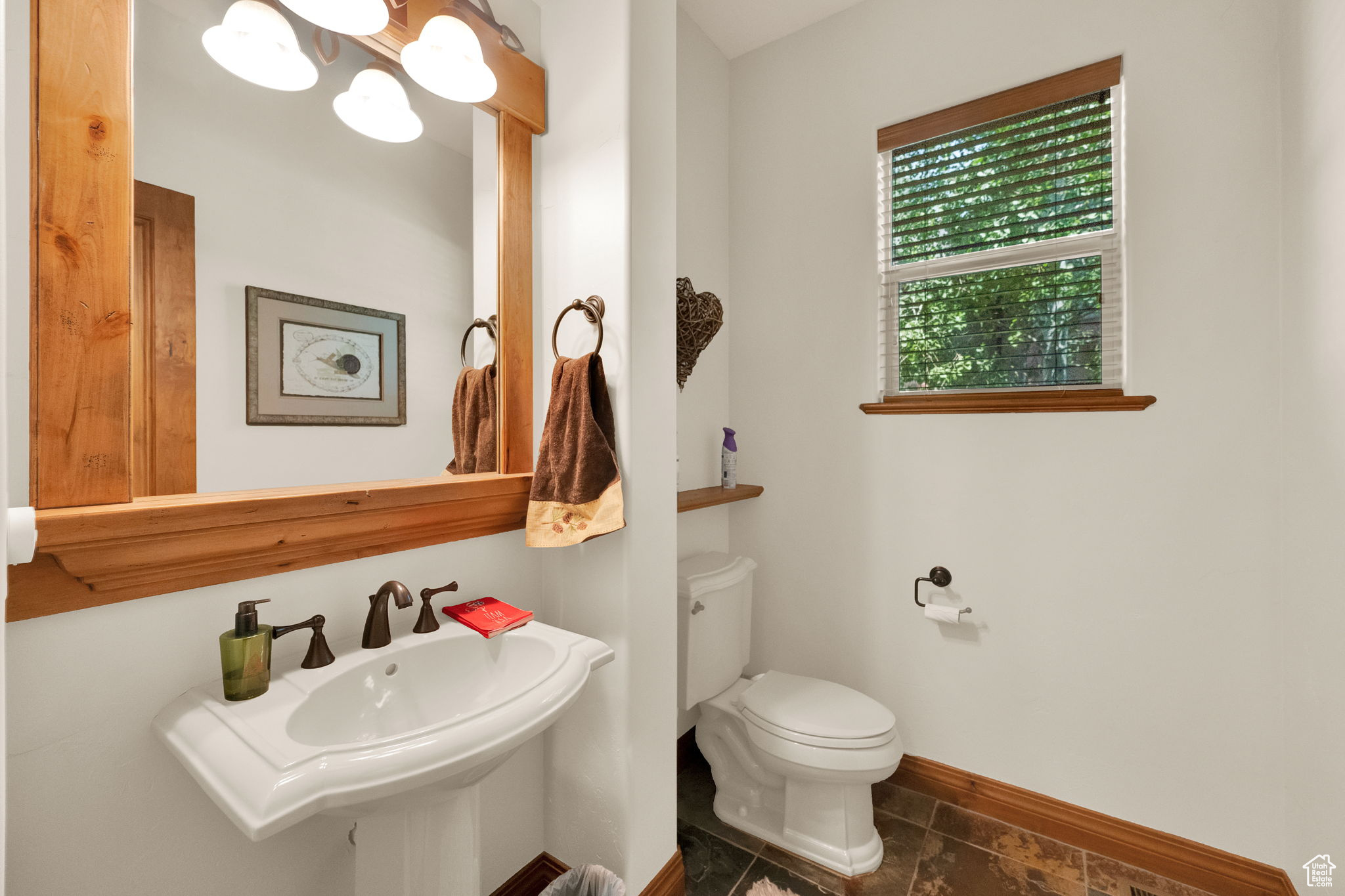TURNBERRY WOODS - Residential
