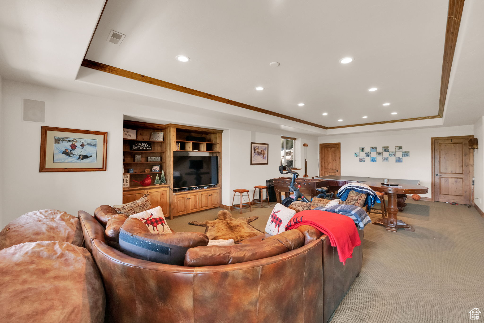 TURNBERRY WOODS - Residential