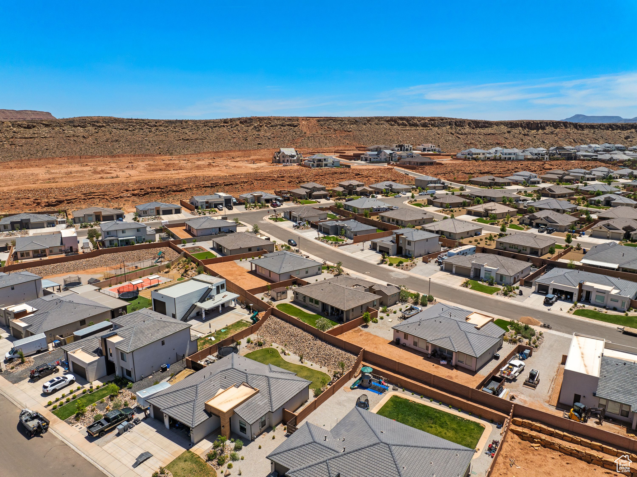 ROSEWOOD EST 5 - Residential