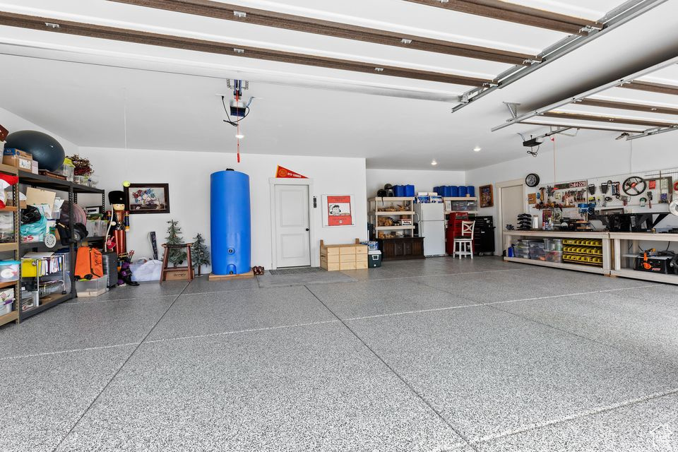 ROSEWOOD EST 5 - Residential