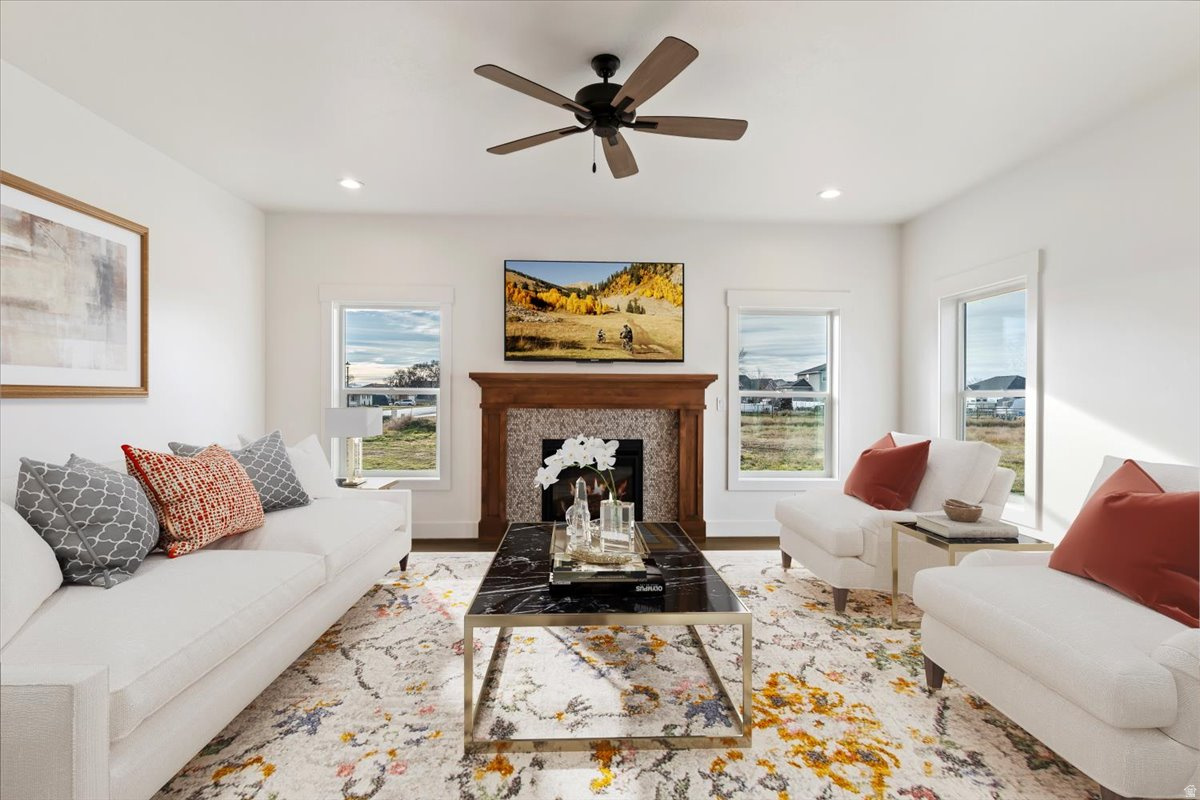 FREMONT MEADOWS - Residential