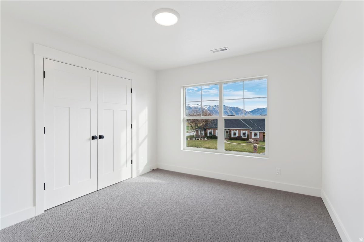 FREMONT MEADOWS - Residential