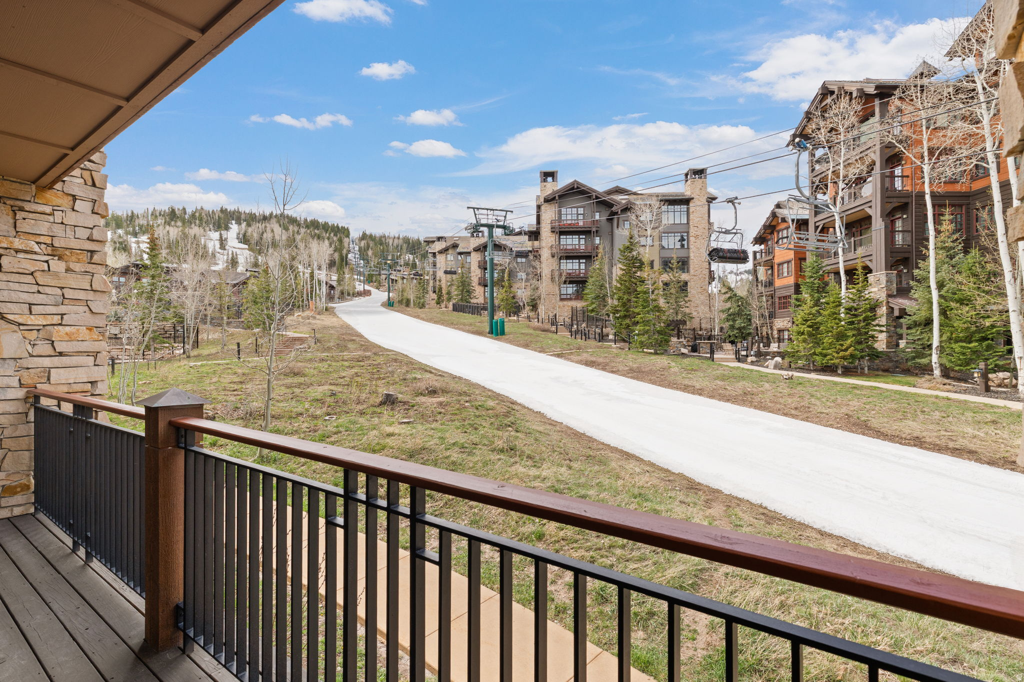 SHOOTING STAR LODGE CONDO - Residential