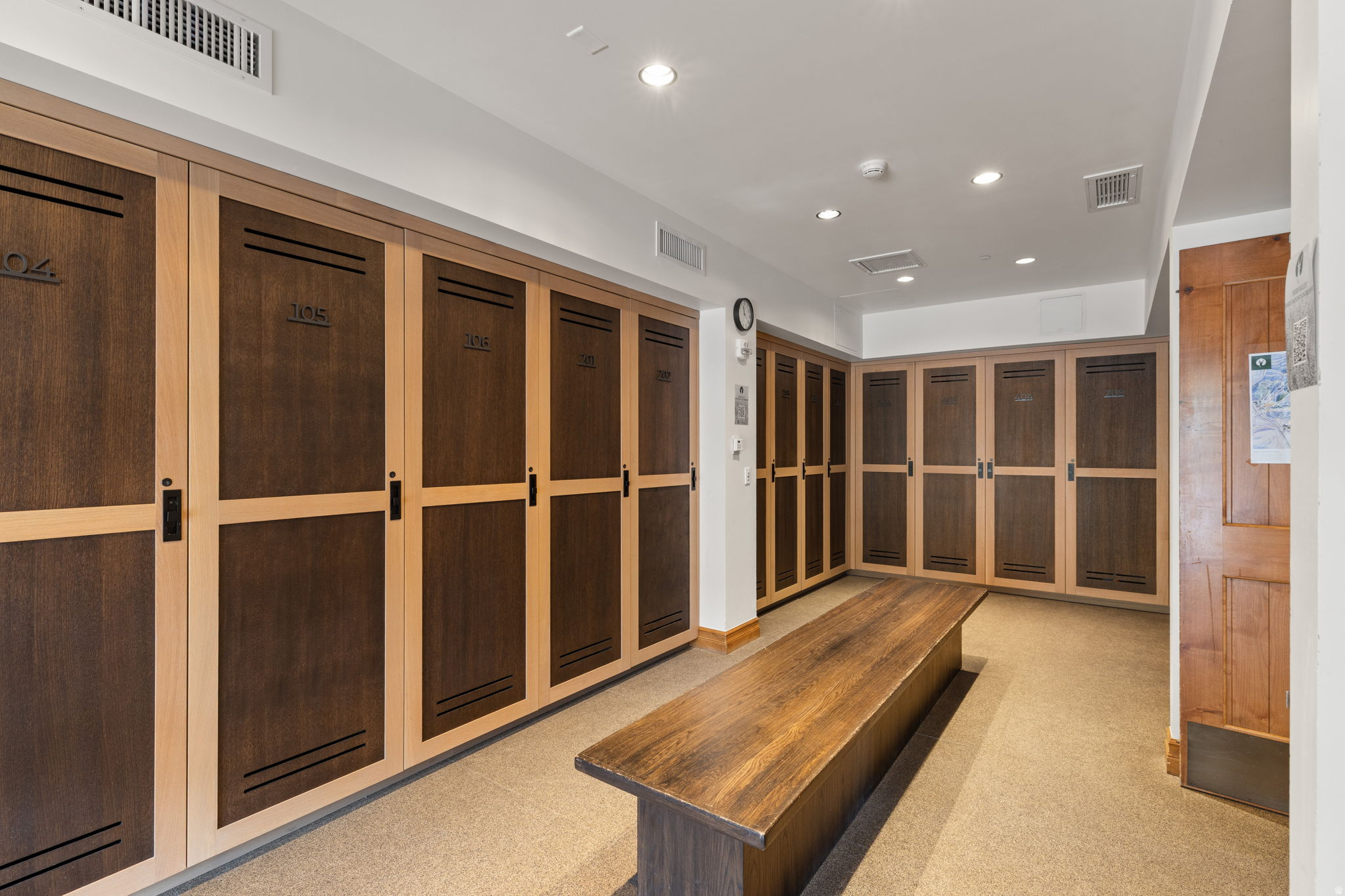 SHOOTING STAR LODGE CONDO - Residential