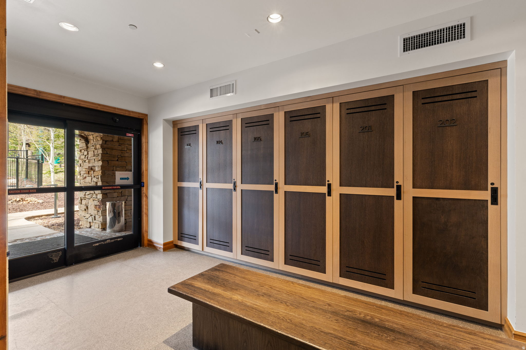 SHOOTING STAR LODGE CONDO - Residential