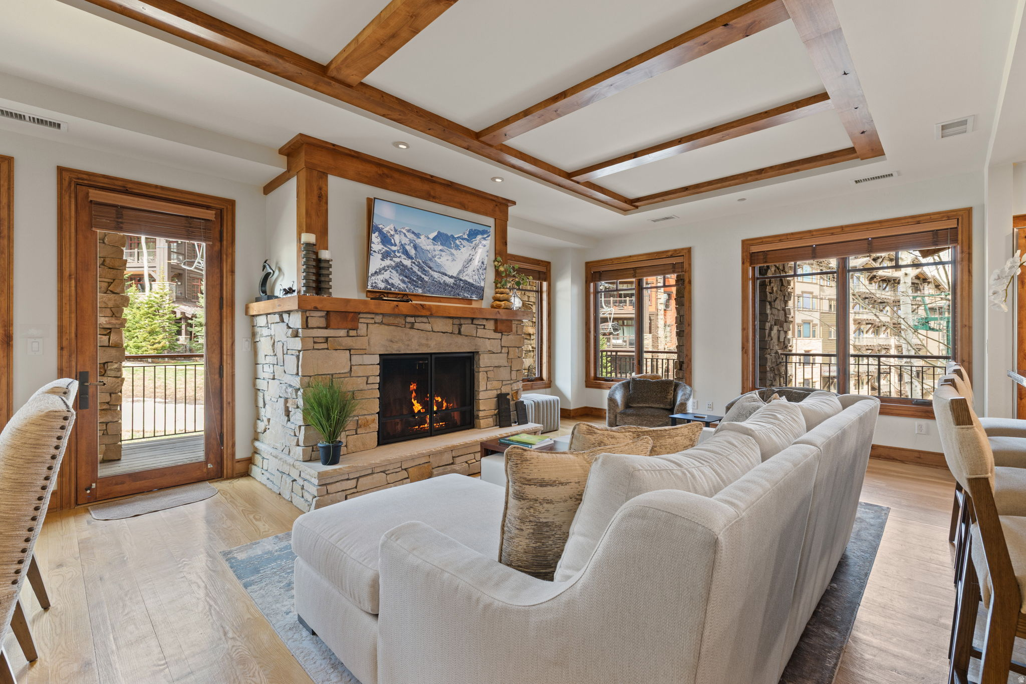 SHOOTING STAR LODGE CONDO - Residential