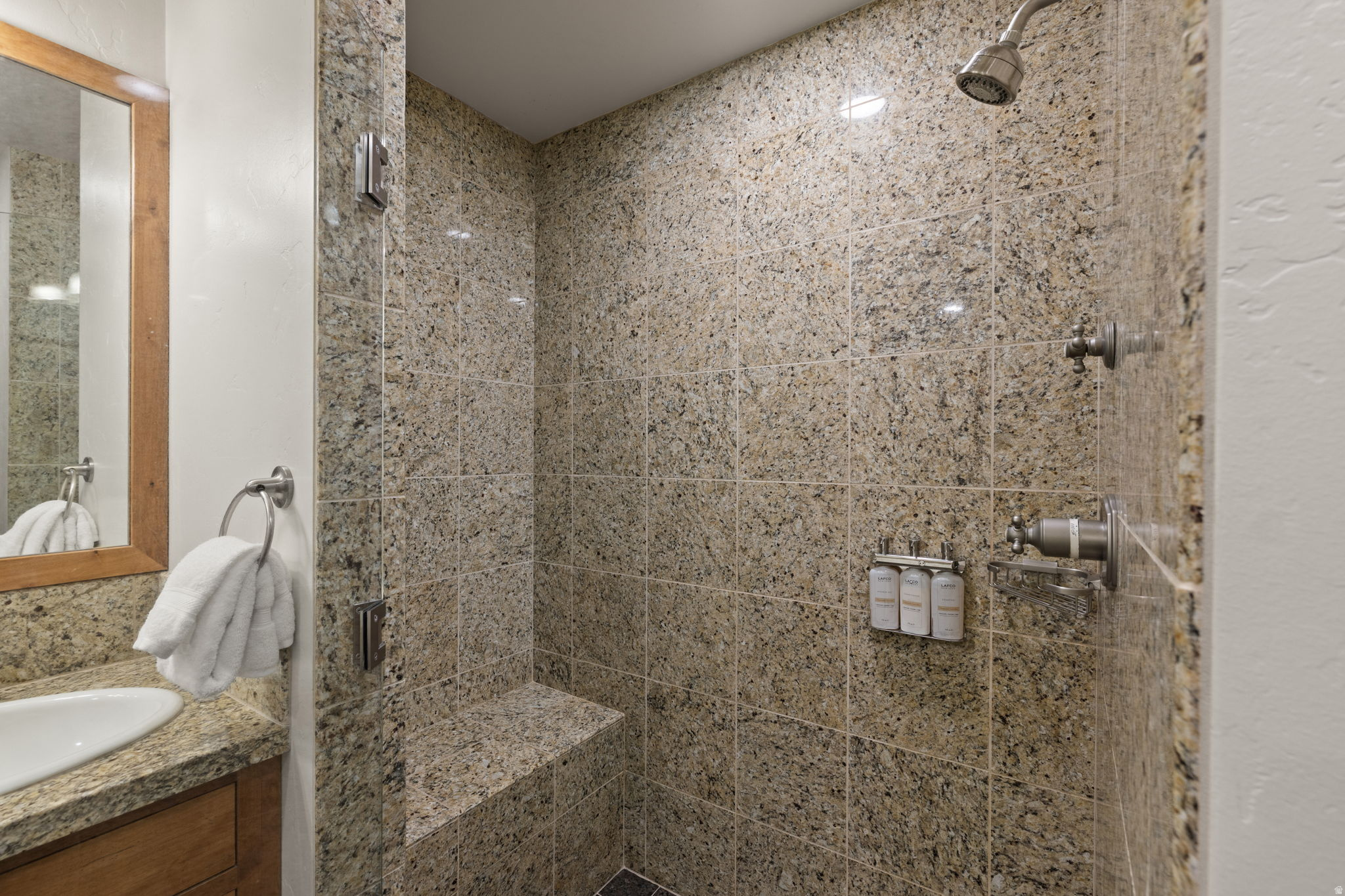 SHOOTING STAR LODGE CONDO - Residential