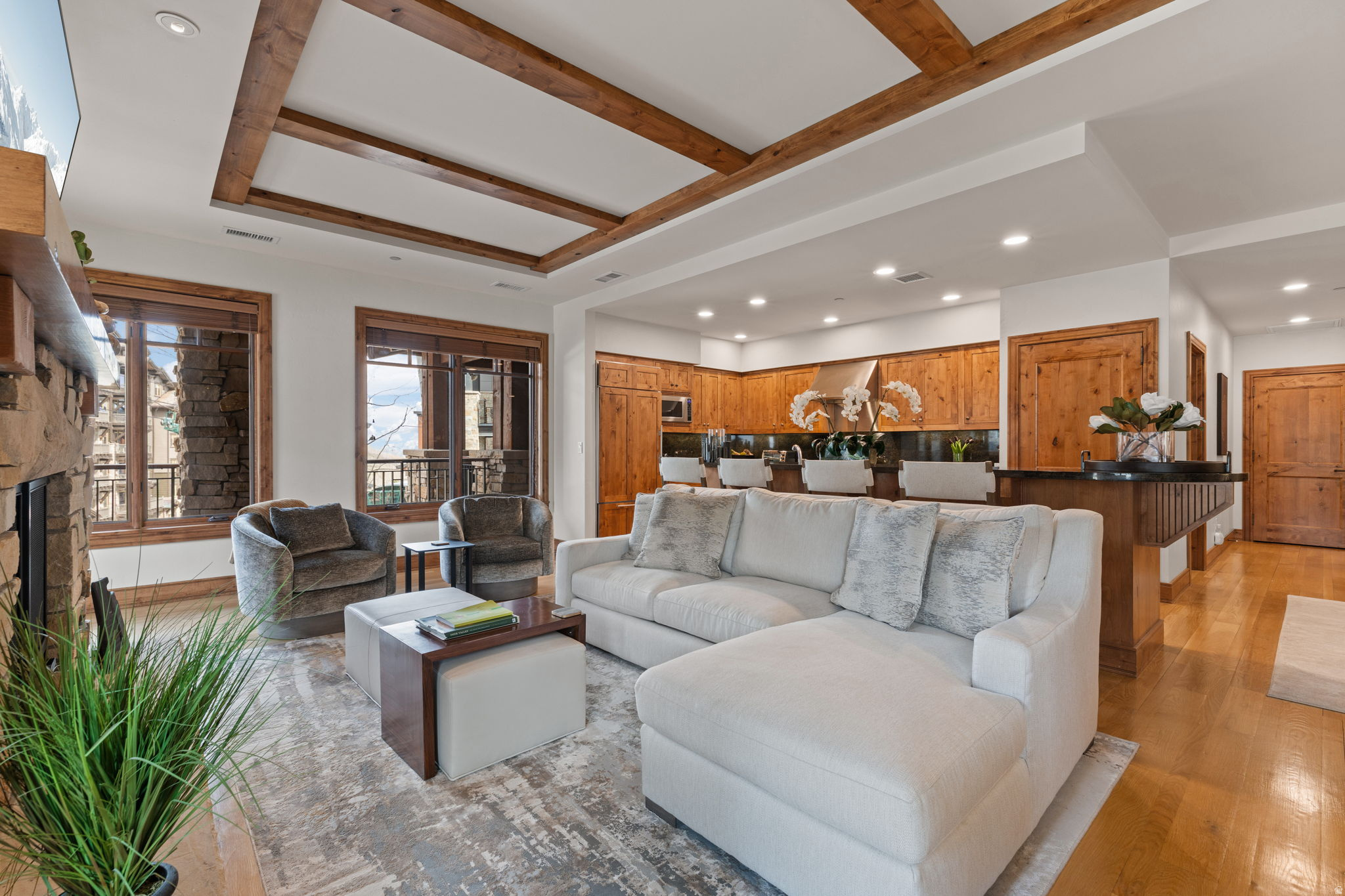 SHOOTING STAR LODGE CONDO - Residential