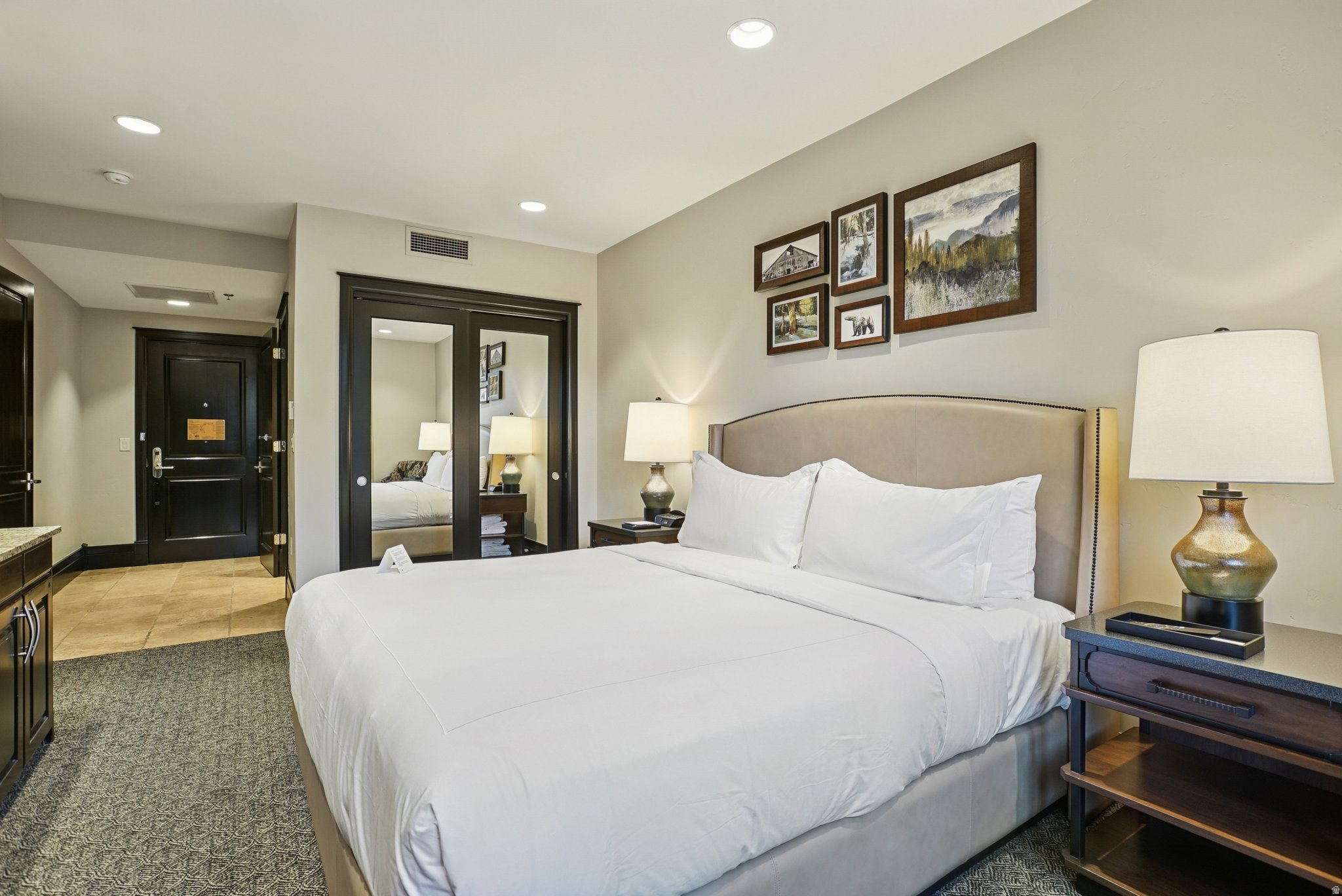 WALDORF ASTORIA - Residential