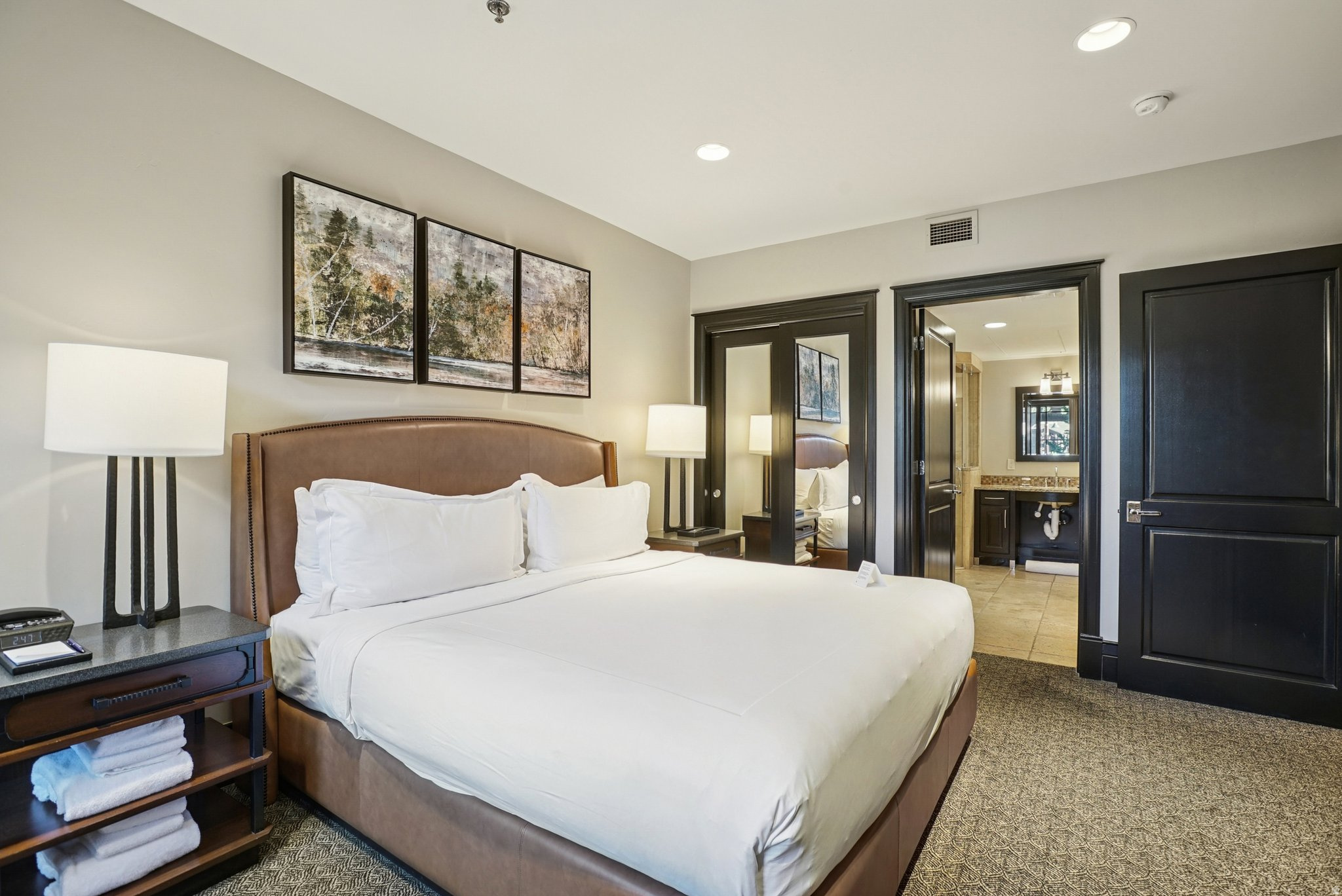 WALDORF ASTORIA - Residential