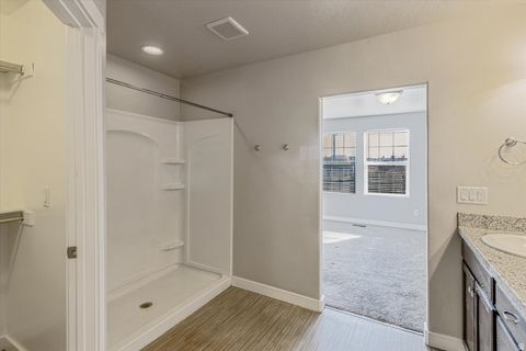 Tiny photo for 5653 W PELICAN RIDGE LN, West Valley City, UT 84118 (MLS # 2136460)