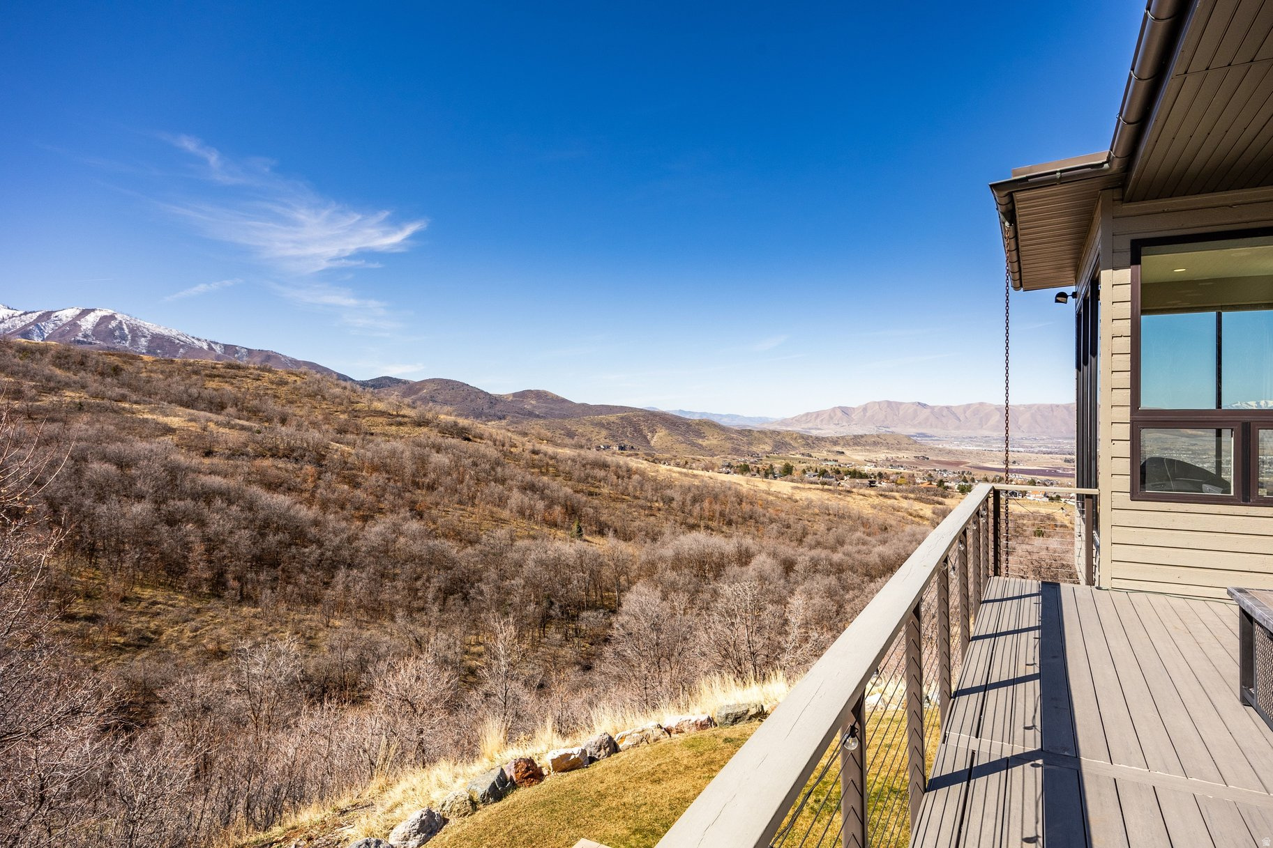 SUMMIT CREEK - Residential