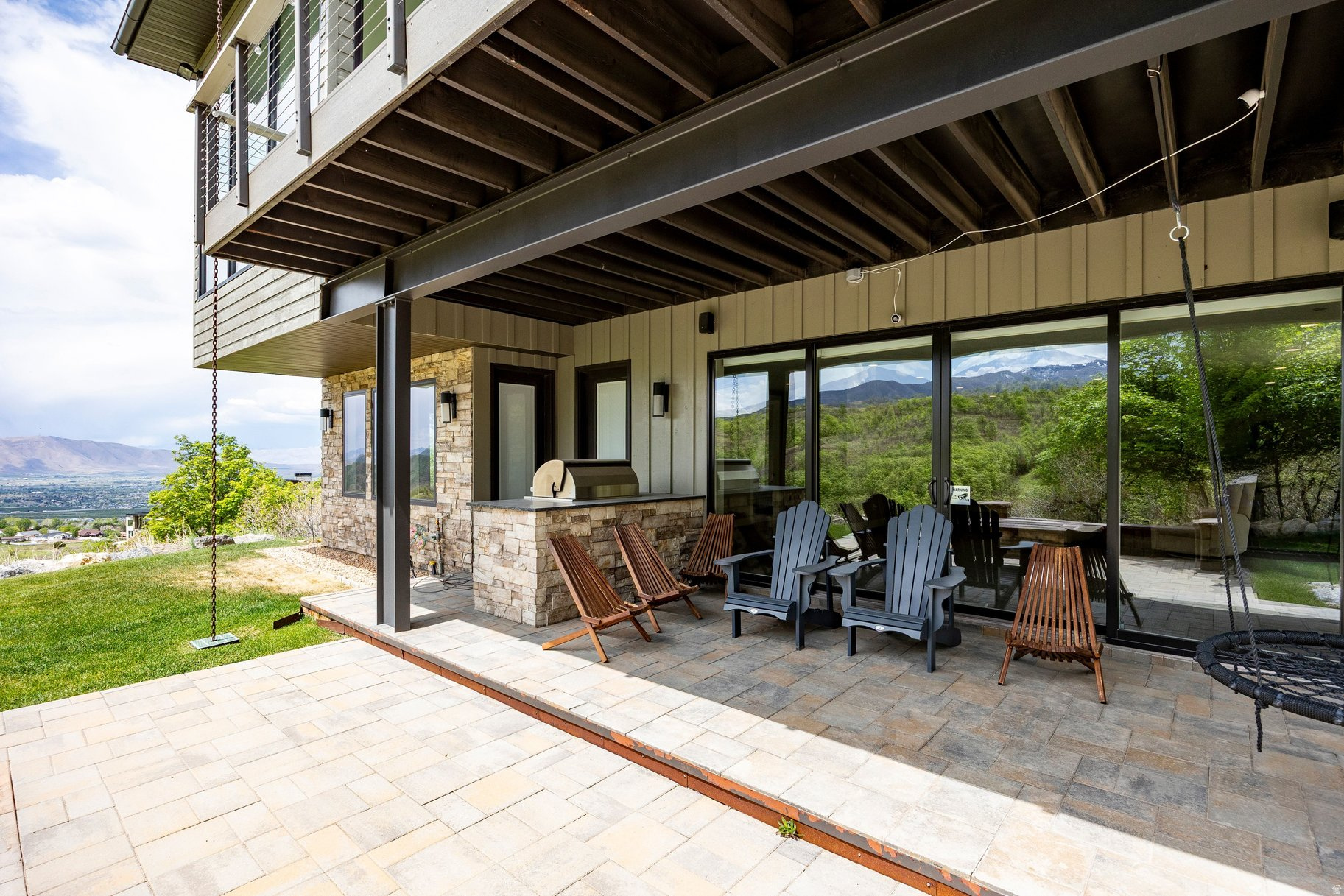 SUMMIT CREEK - Residential