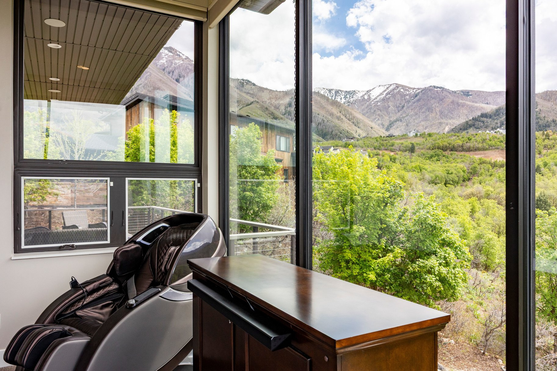 SUMMIT CREEK - Residential