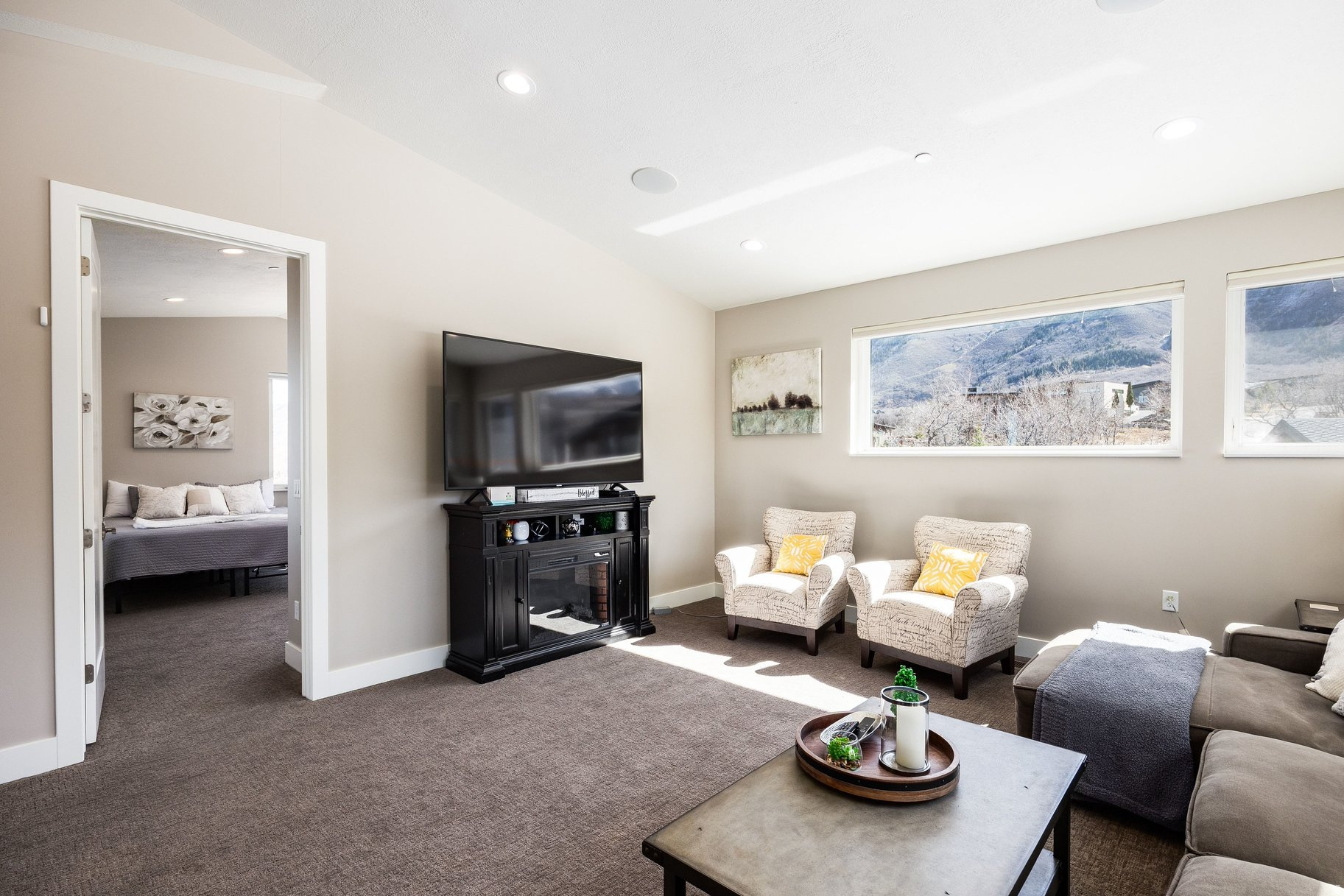 SUMMIT CREEK - Residential