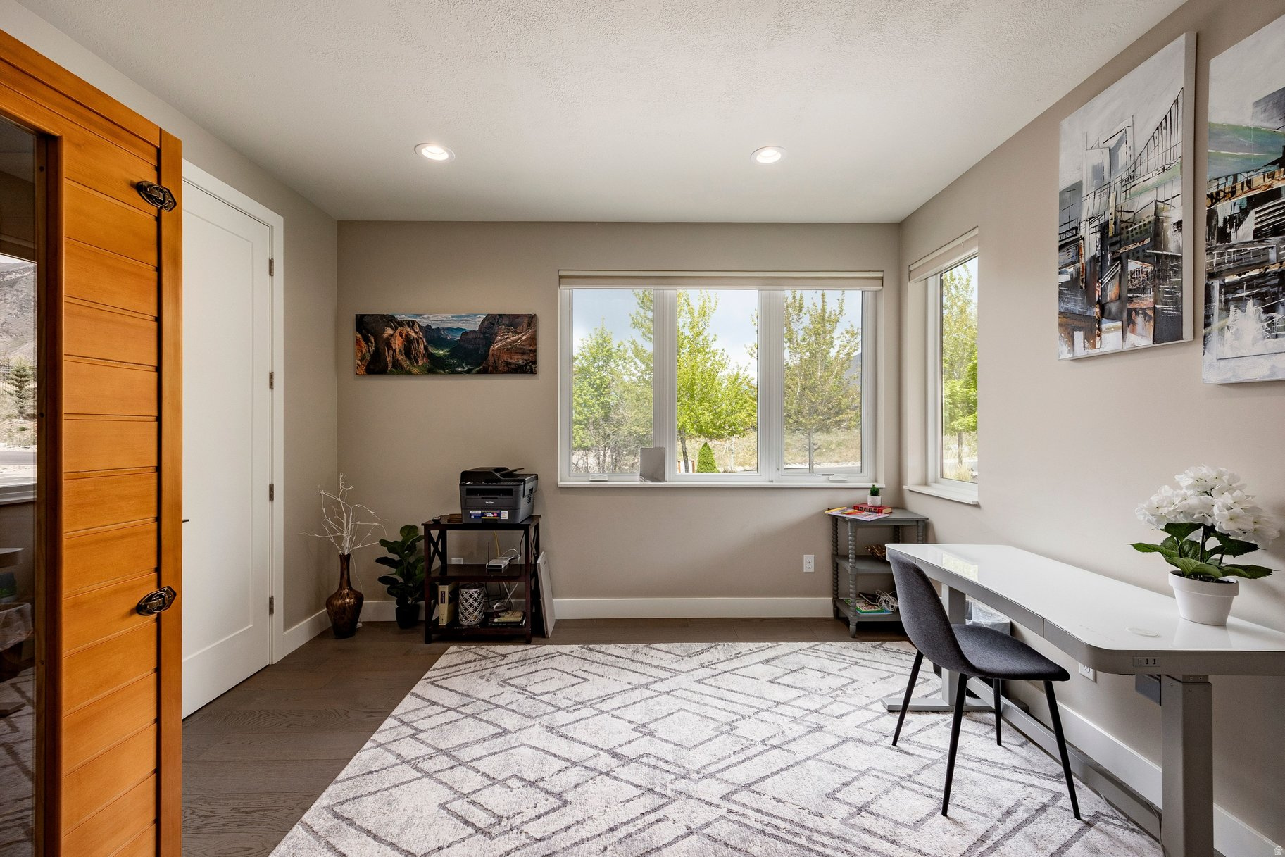 SUMMIT CREEK - Residential