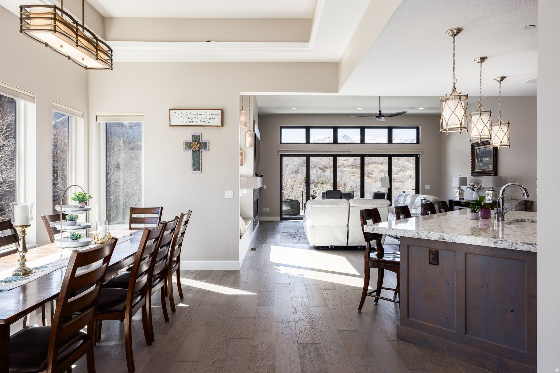 SUMMIT CREEK - Residential