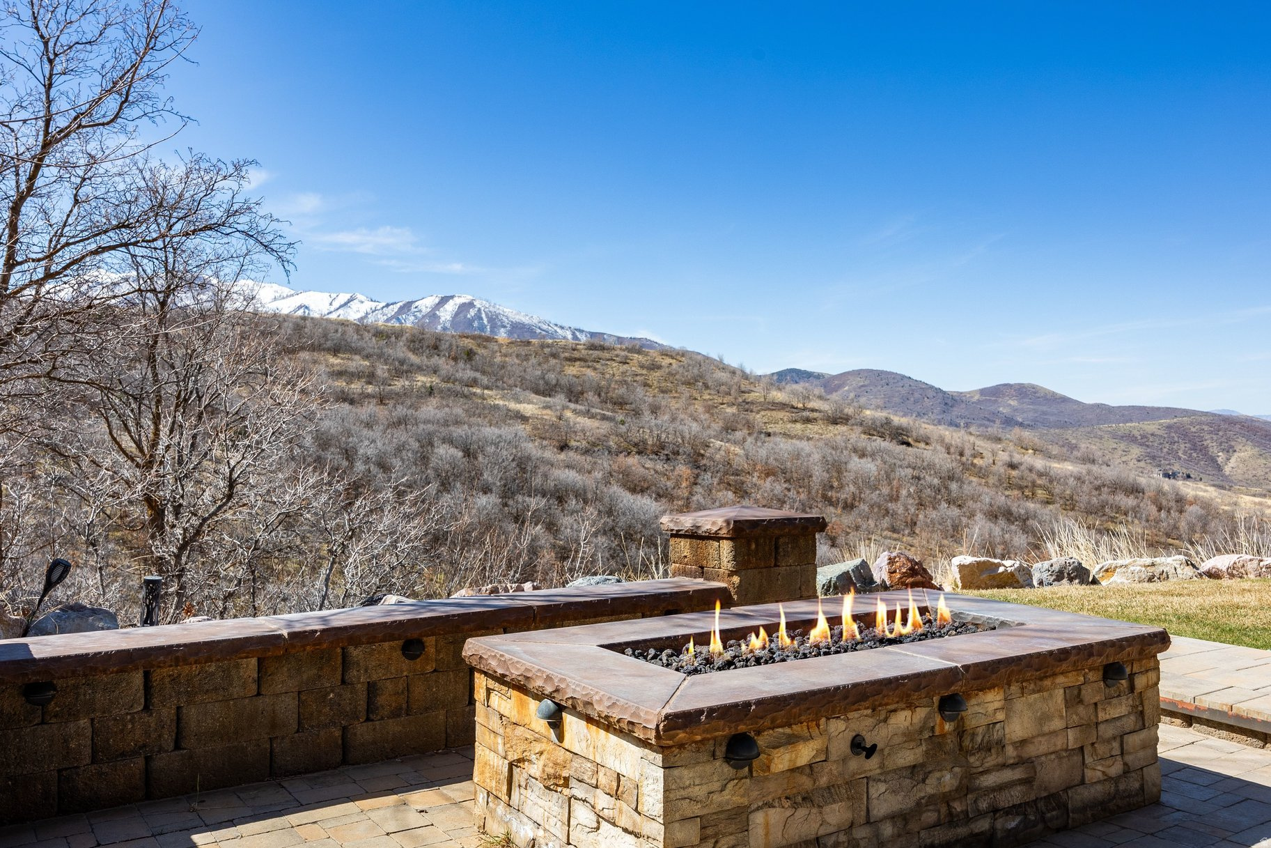 SUMMIT CREEK - Residential