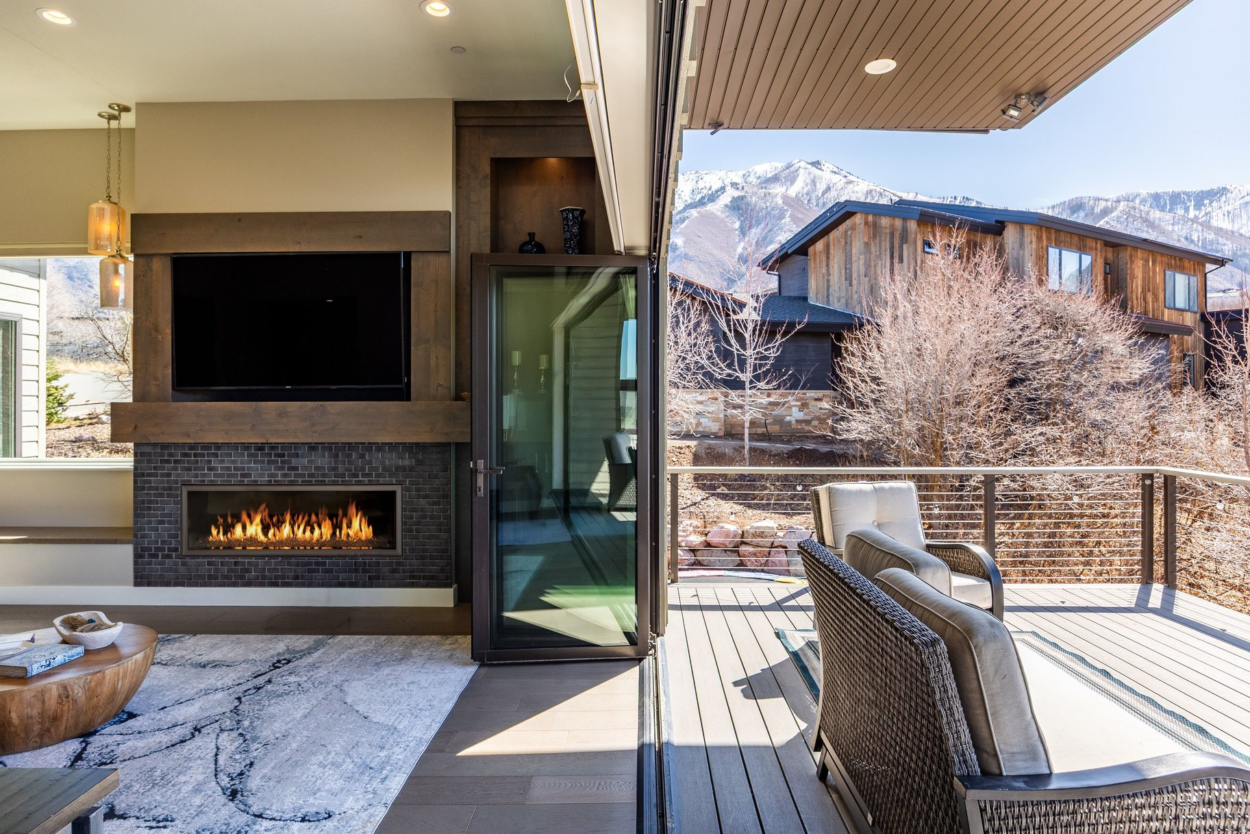 SUMMIT CREEK - Residential