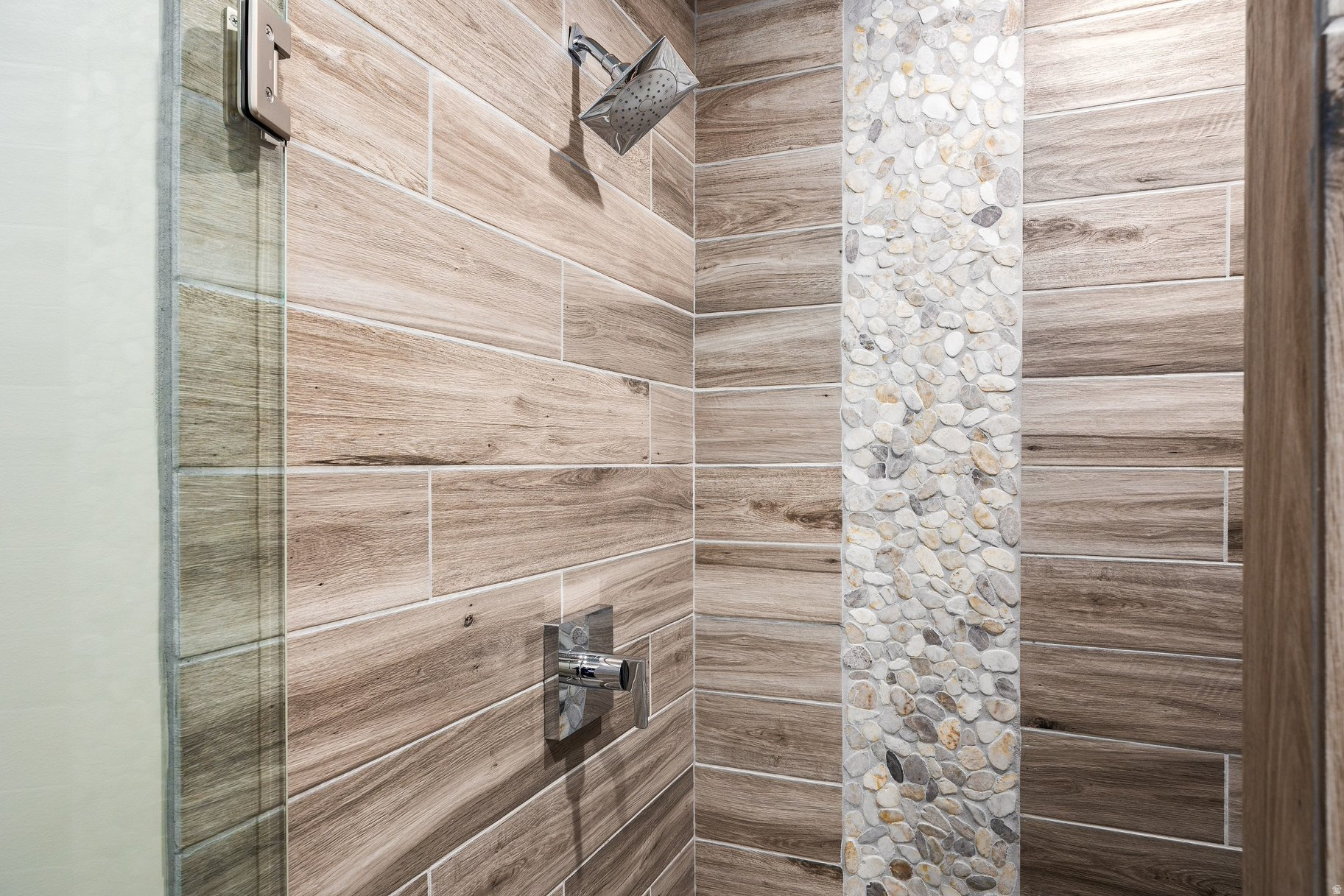 SUMMIT CREEK - Residential