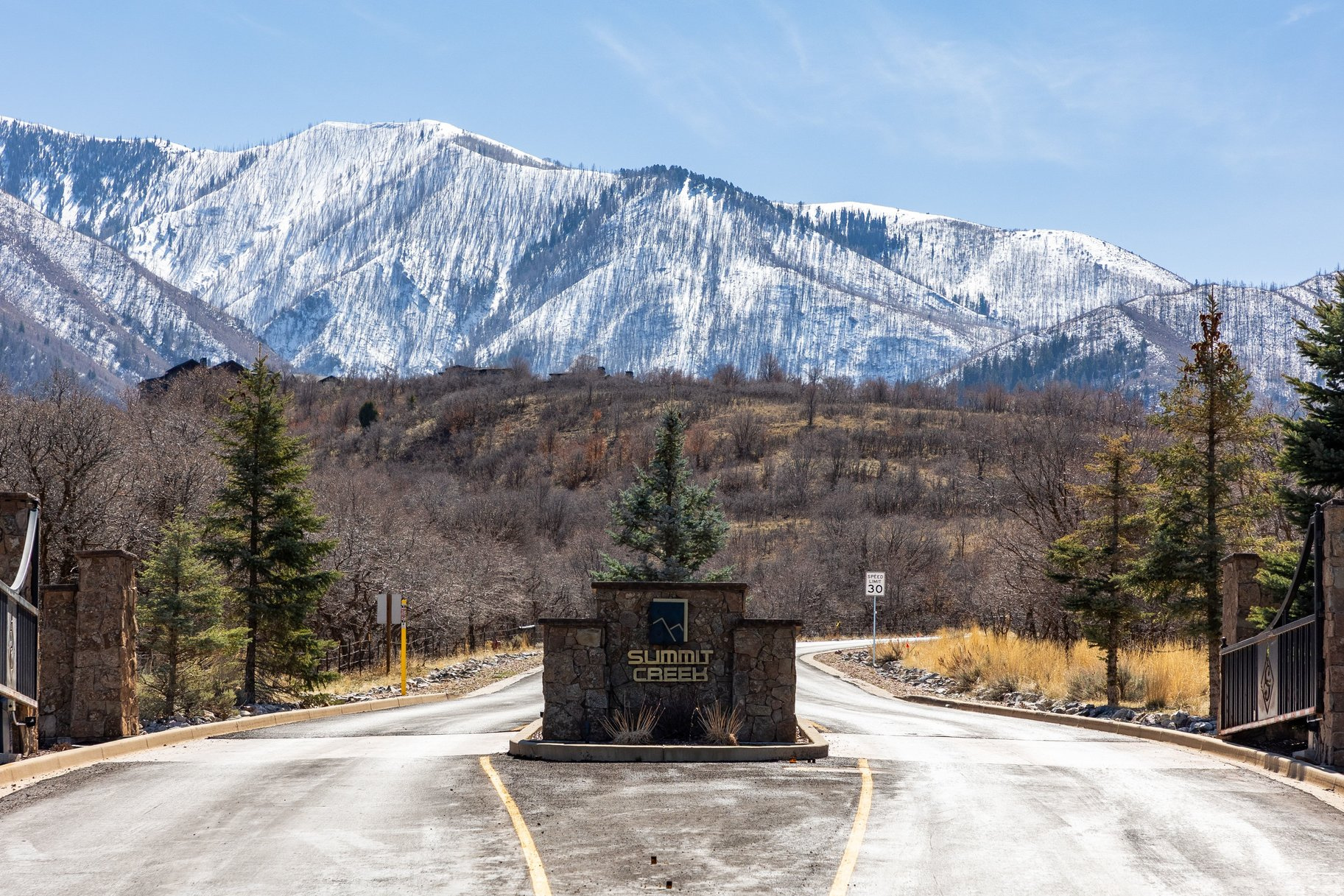 SUMMIT CREEK - Residential