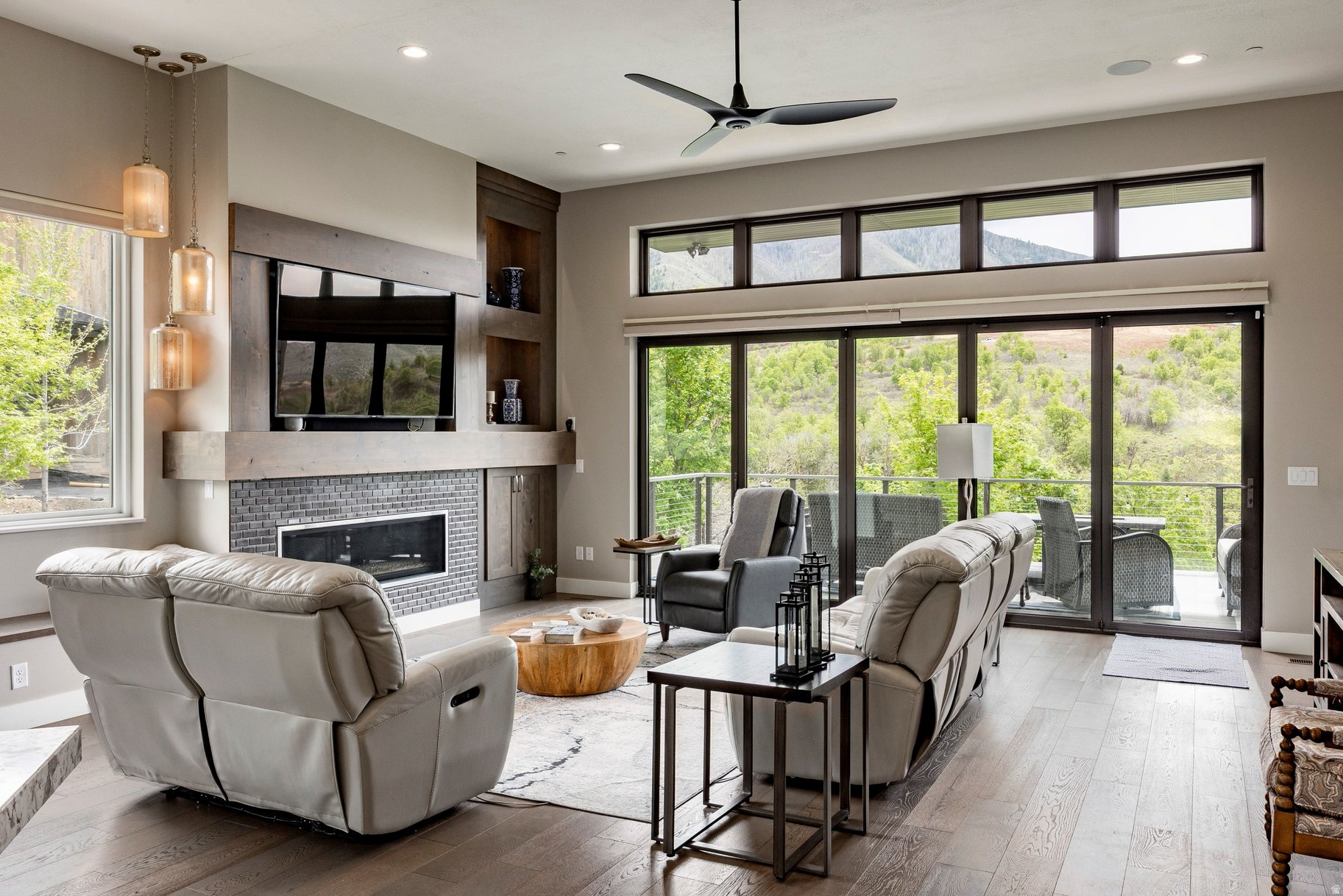 SUMMIT CREEK - Residential