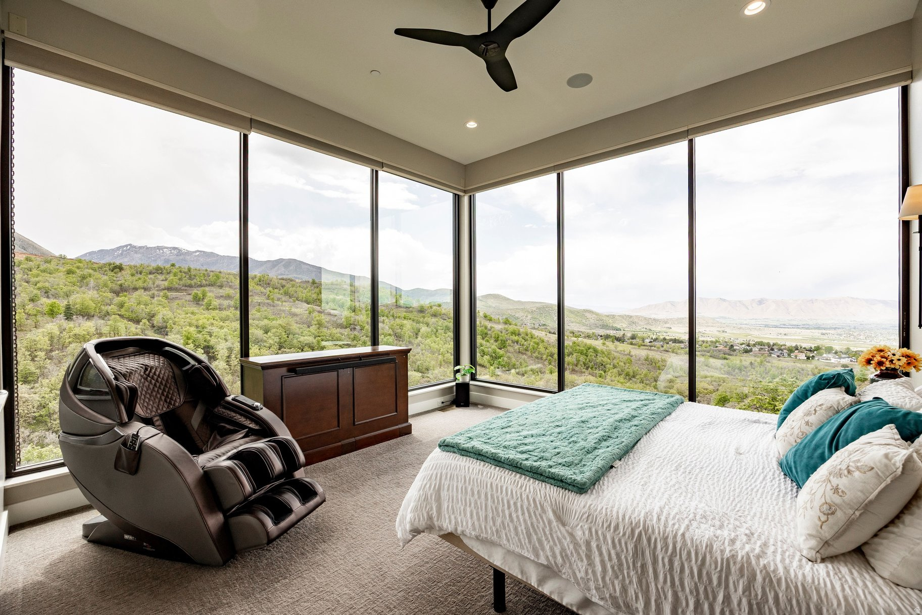 SUMMIT CREEK - Residential