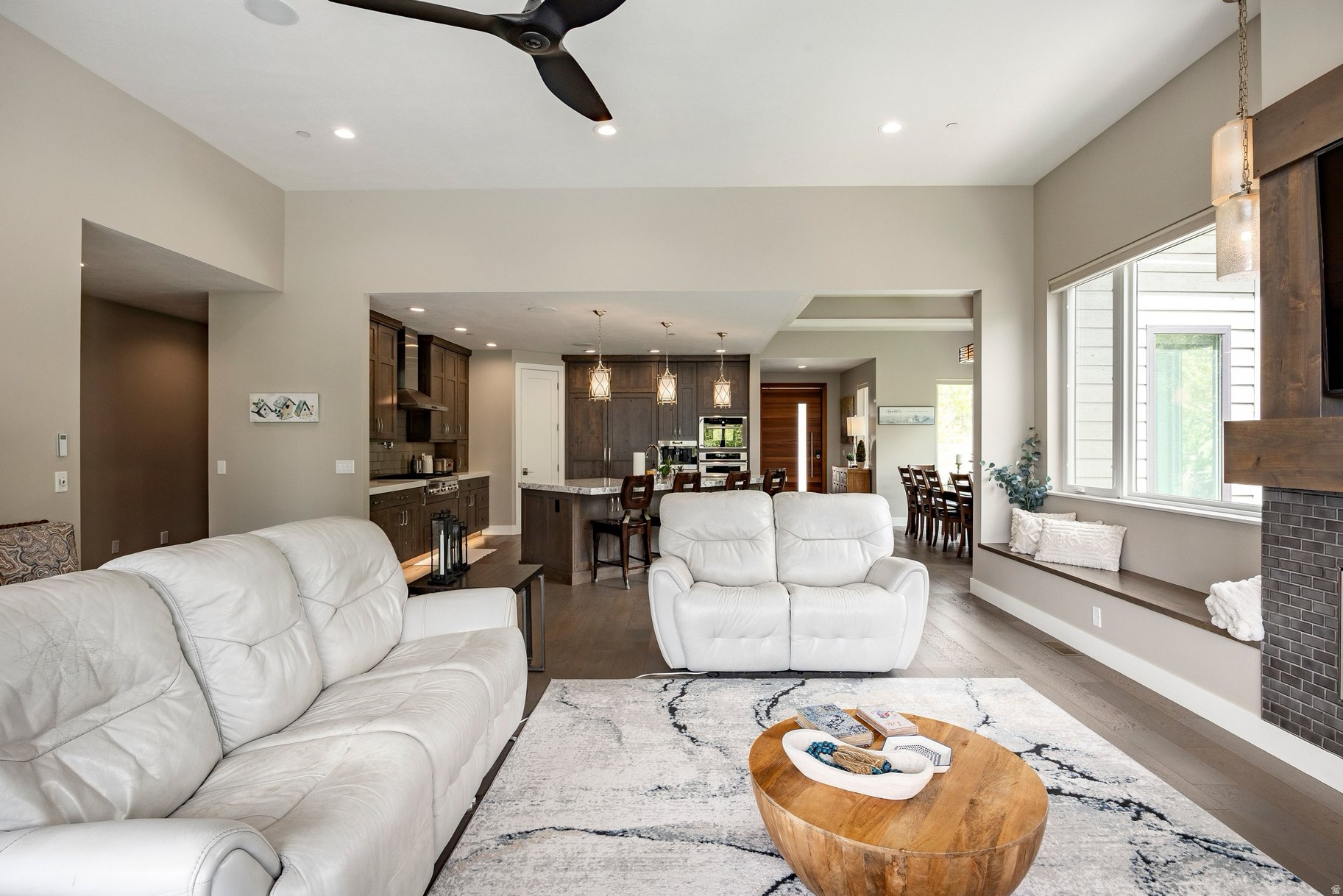 SUMMIT CREEK - Residential