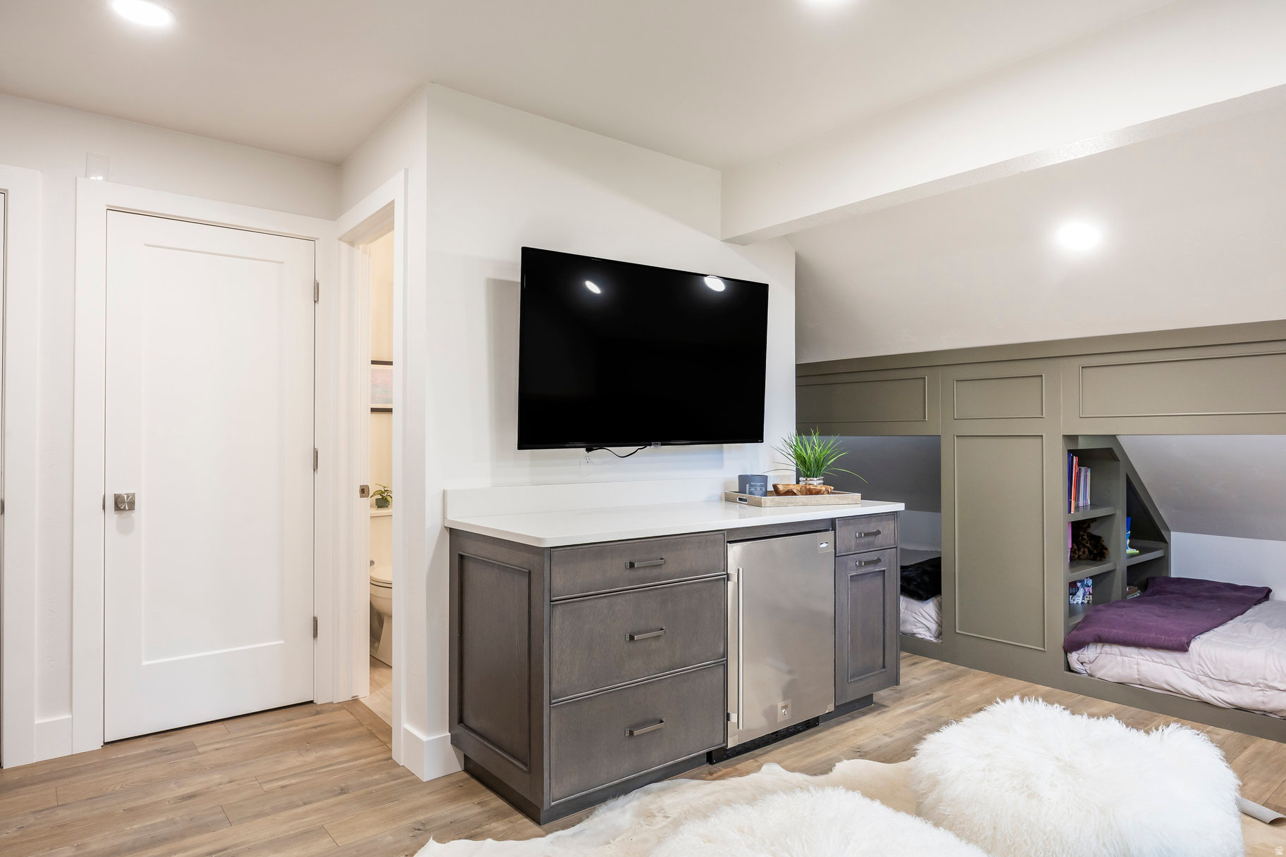 RACQUET CLUB VILLAGE SUB - Residential