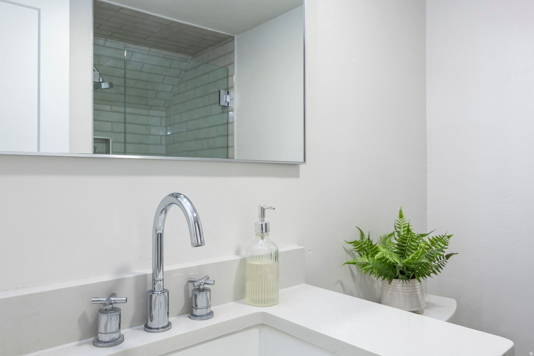 RACQUET CLUB VILLAGE SUB - Residential