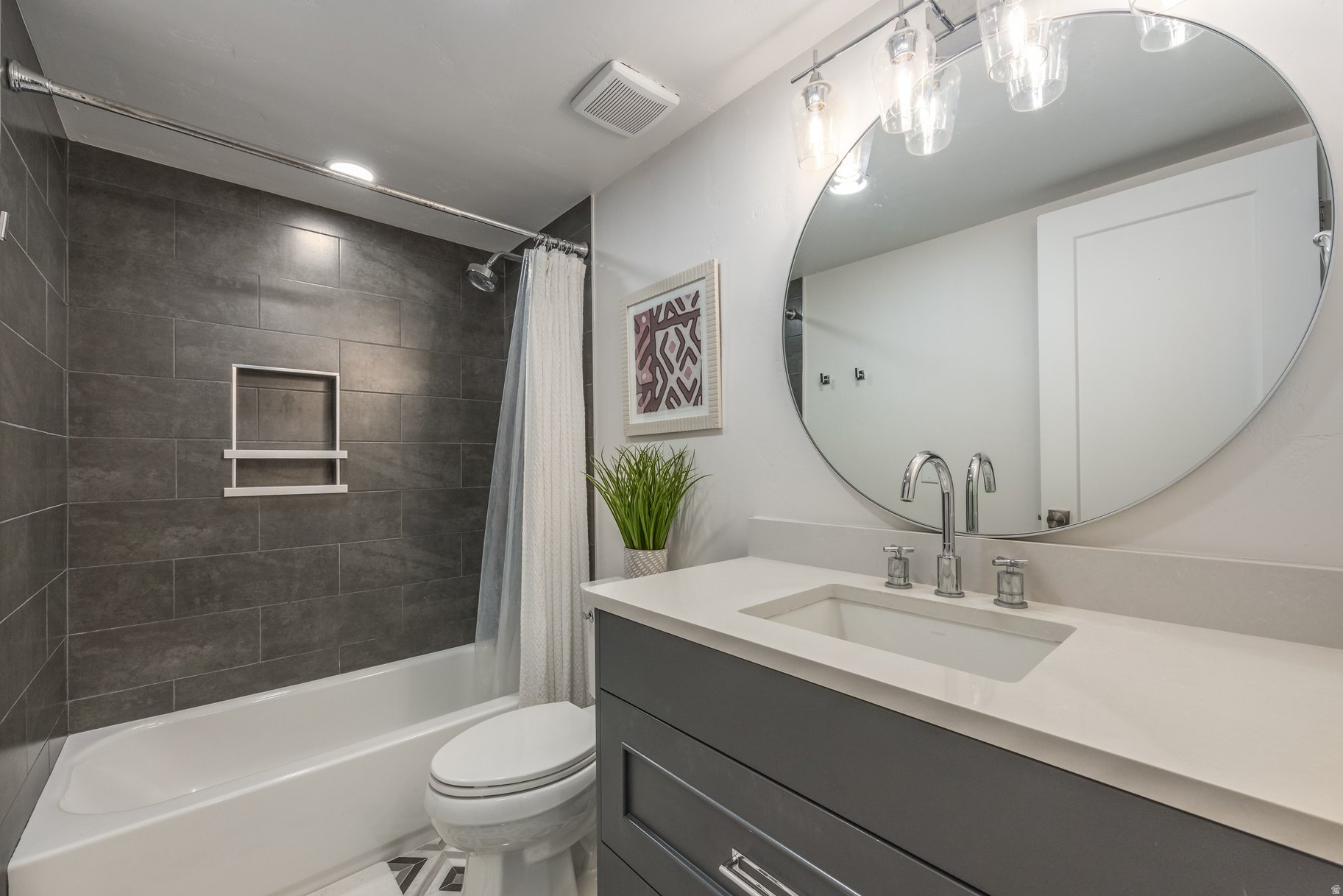 RACQUET CLUB VILLAGE SUB - Residential