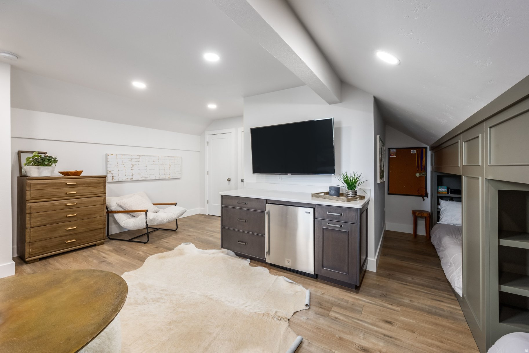 RACQUET CLUB VILLAGE SUB - Residential