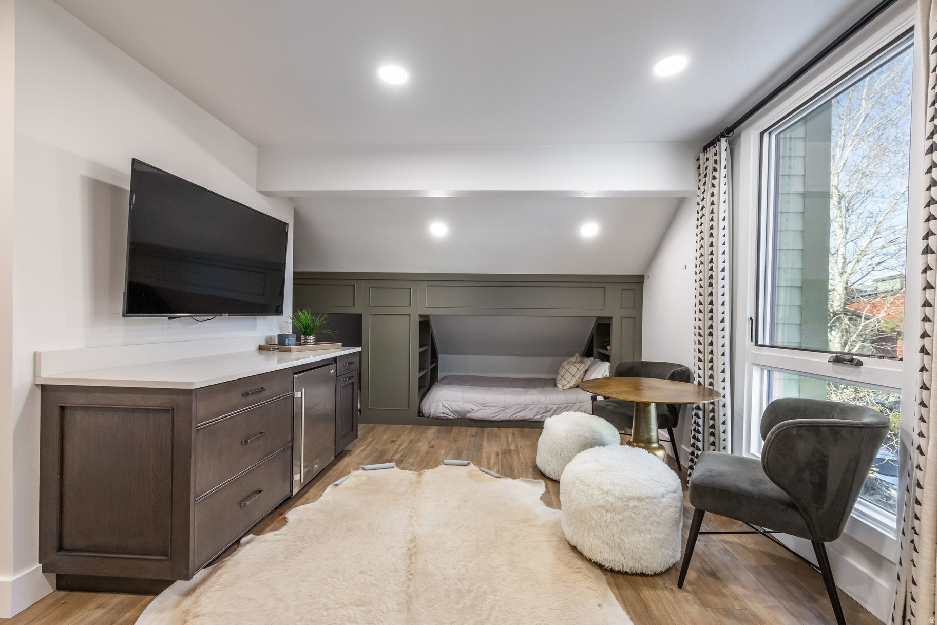 RACQUET CLUB VILLAGE SUB - Residential