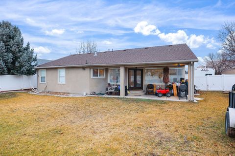 Tiny photo for 1075 W 4175 S, Riverdale, UT 84405 (MLS # 2137351)