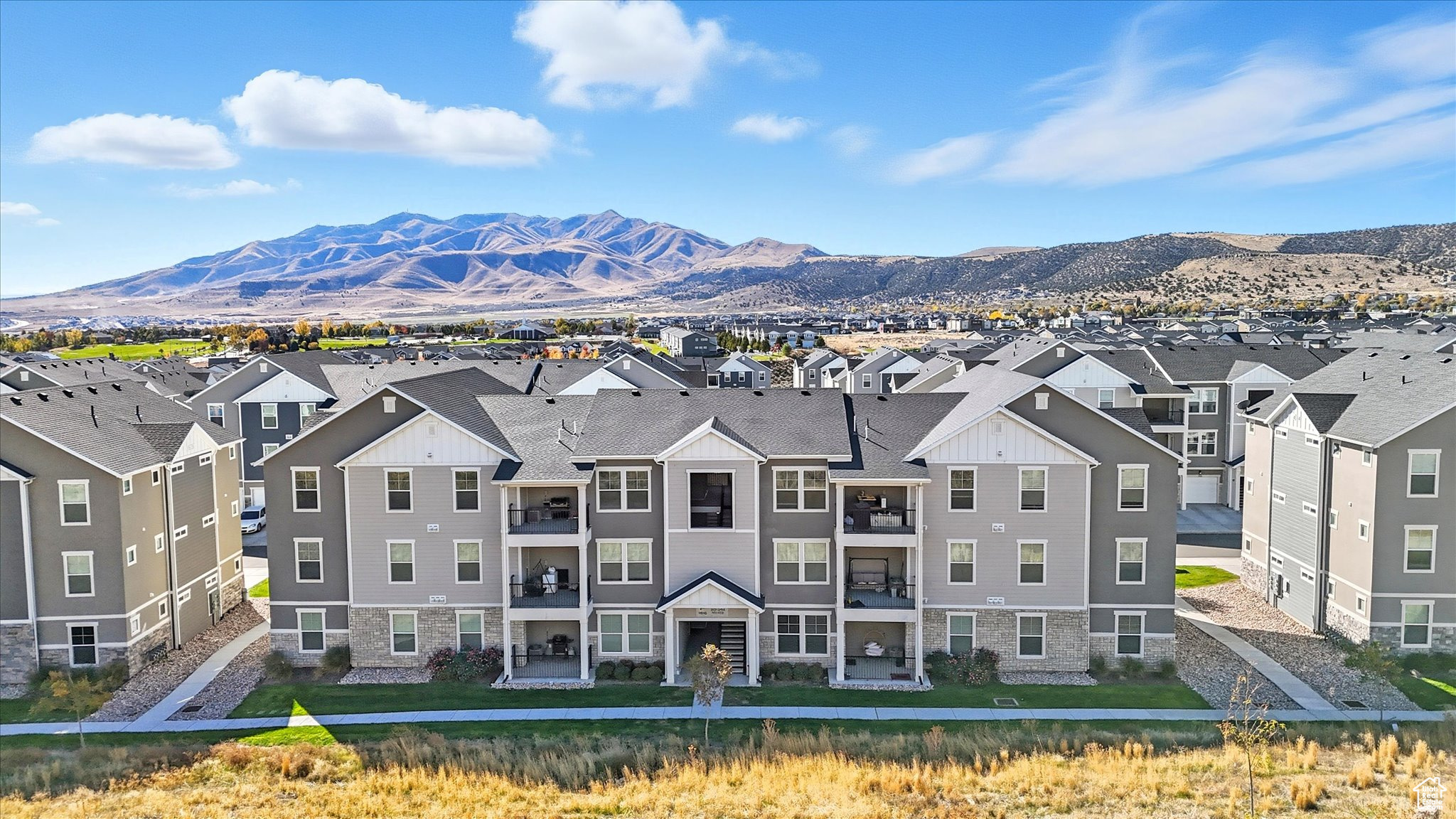 QUAILHILL AT MT SARA - Residential