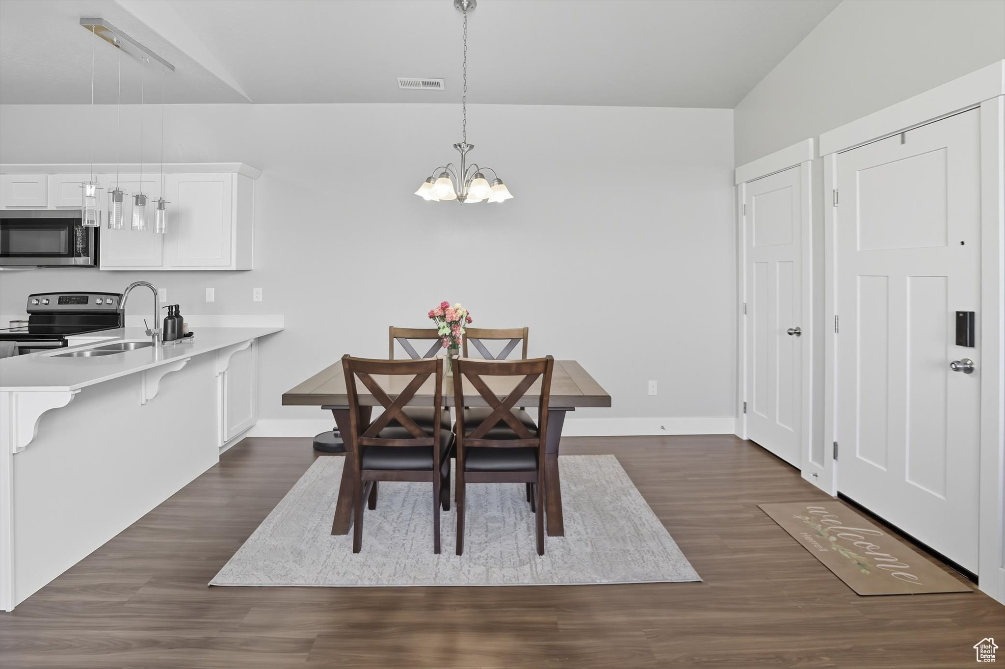 QUAILHILL AT MT SARA - Residential