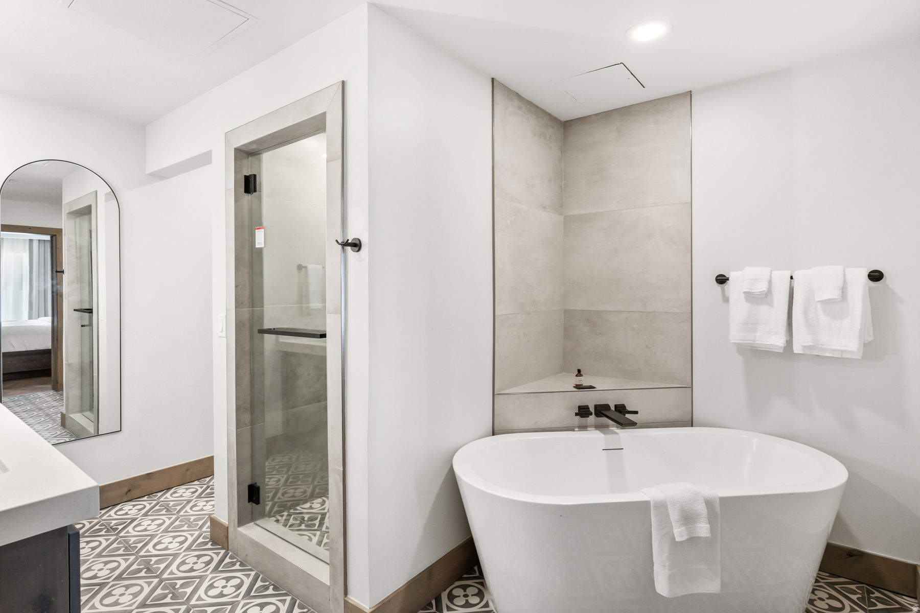 LODGE AT WESTGATE - Residential
