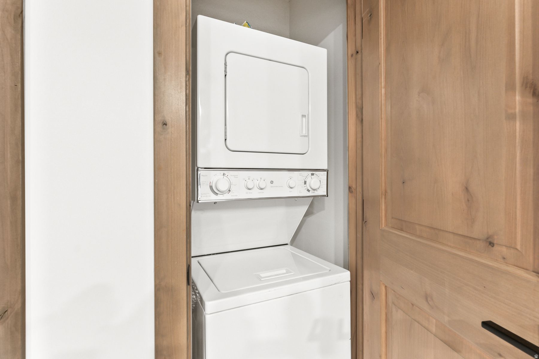 LODGE AT WESTGATE - Residential