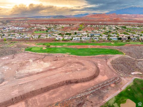 Tiny photo for 1714 N GOLDEN BEAR WAY #107, Washington, UT 84780 (MLS # 2119534)