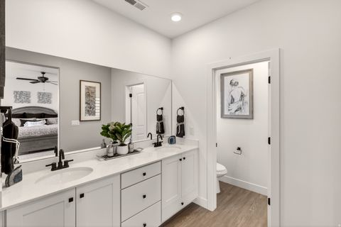 Tiny photo for 5996 S CARNELIAN PKWY, Saint George, UT 84790 (MLS # 2158330)