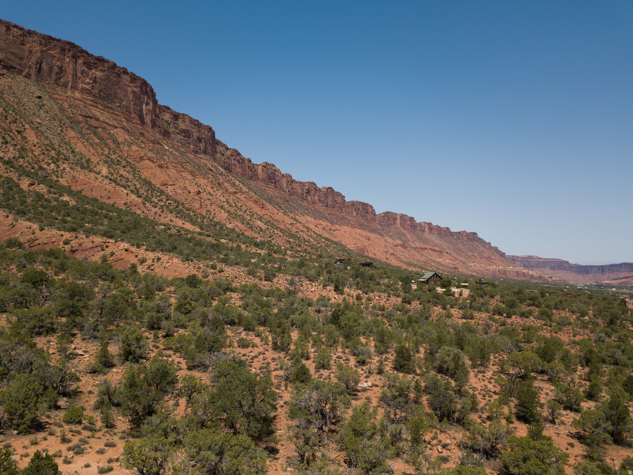 CASTLE VALLEY RIVER RANCHOS - Land