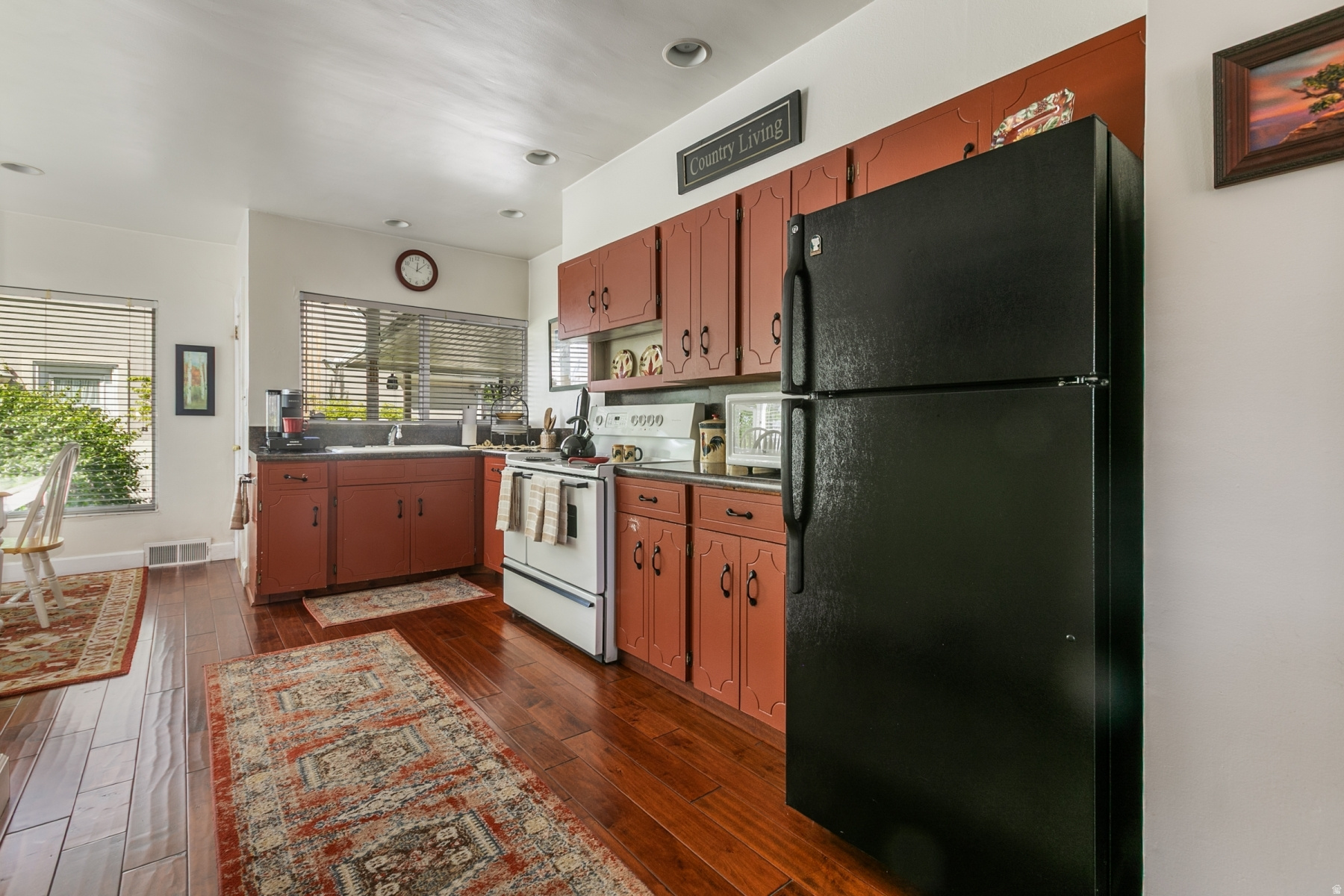 AVENUES - Residential