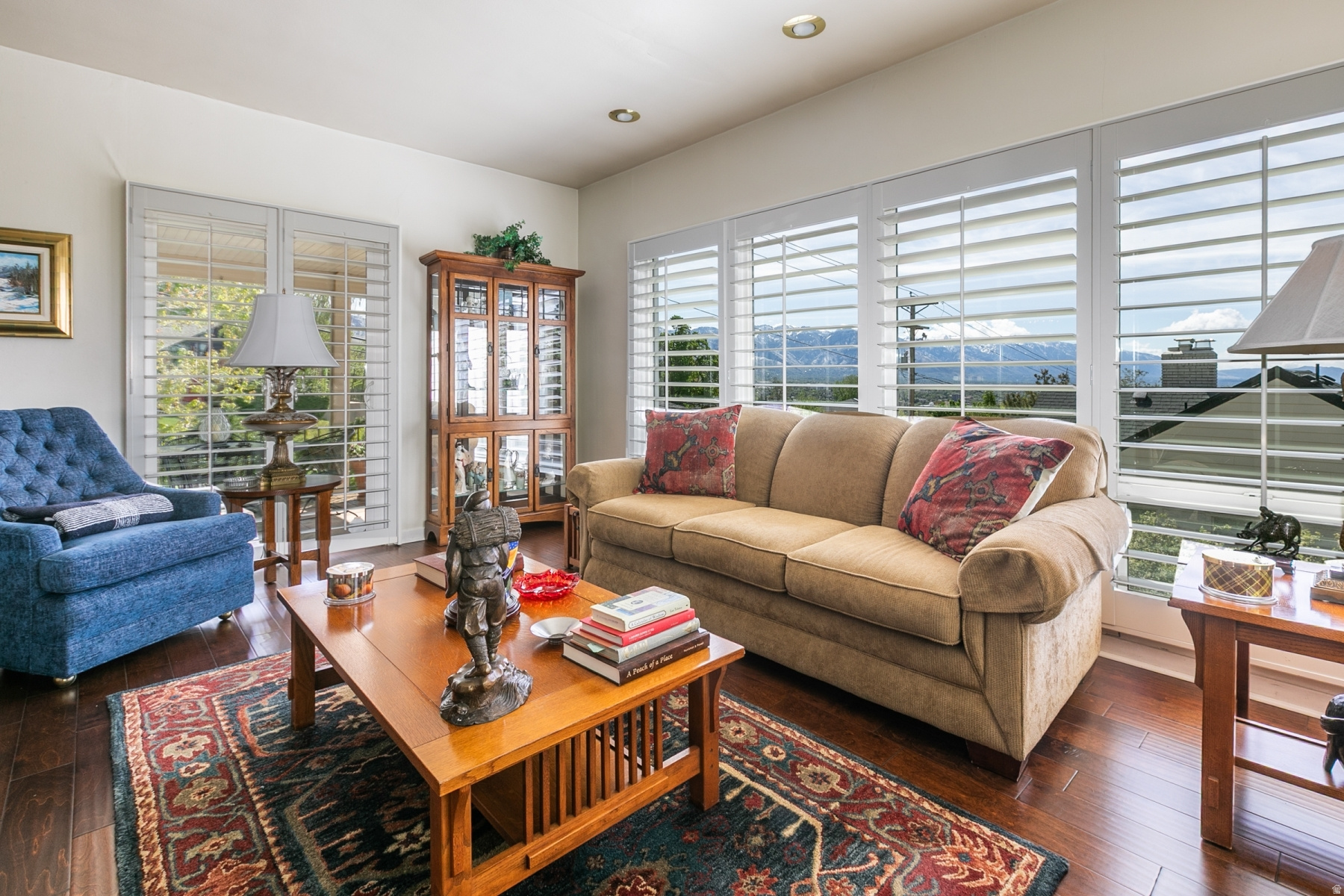 AVENUES - Residential