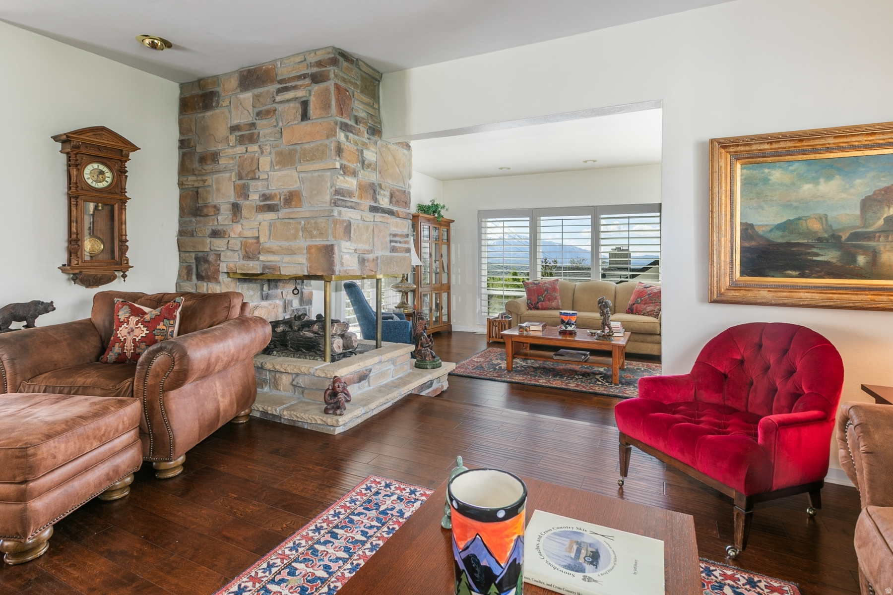 AVENUES - Residential