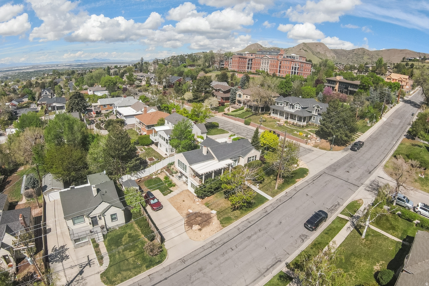 AVENUES - Residential