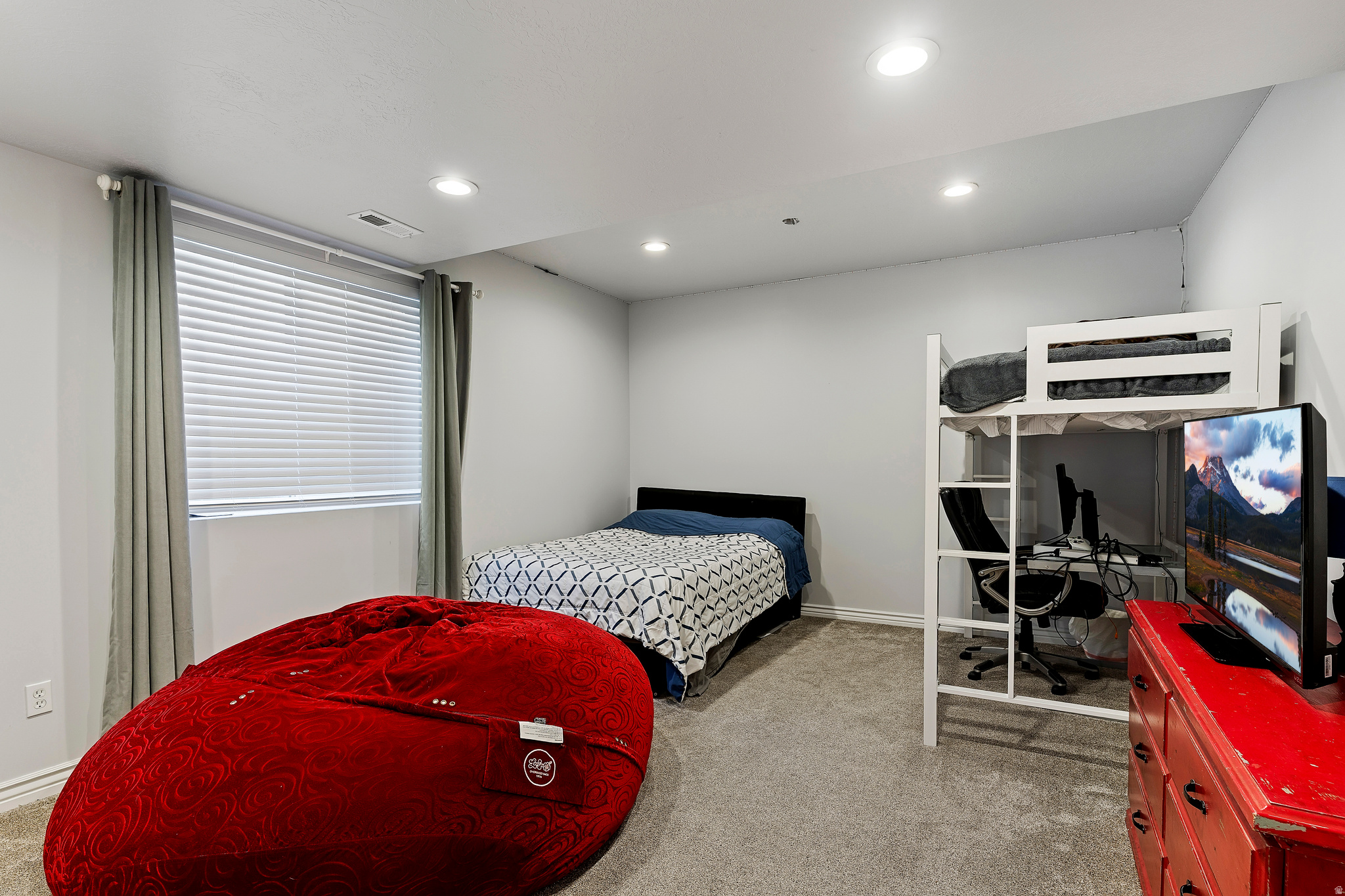 SUNSET EQUESTRIAN - Residential