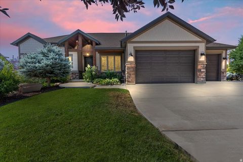 Tiny photo for 364 E 1690 N, Midway, UT 84049 (MLS # 2146215)