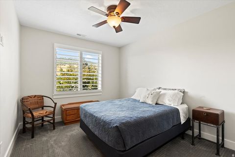 Tiny photo for 364 E 1690 N, Midway, UT 84049 (MLS # 2146215)